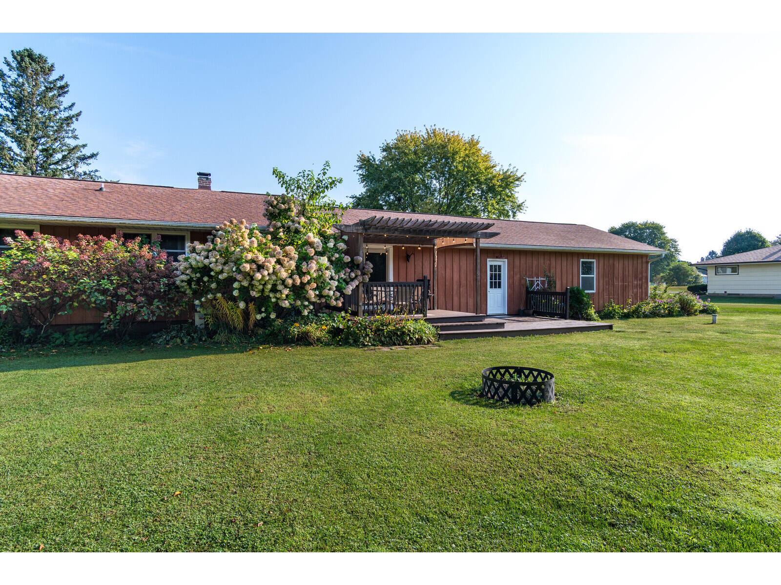 W4945 Harvest Shelby WI 54601 1935789 image6