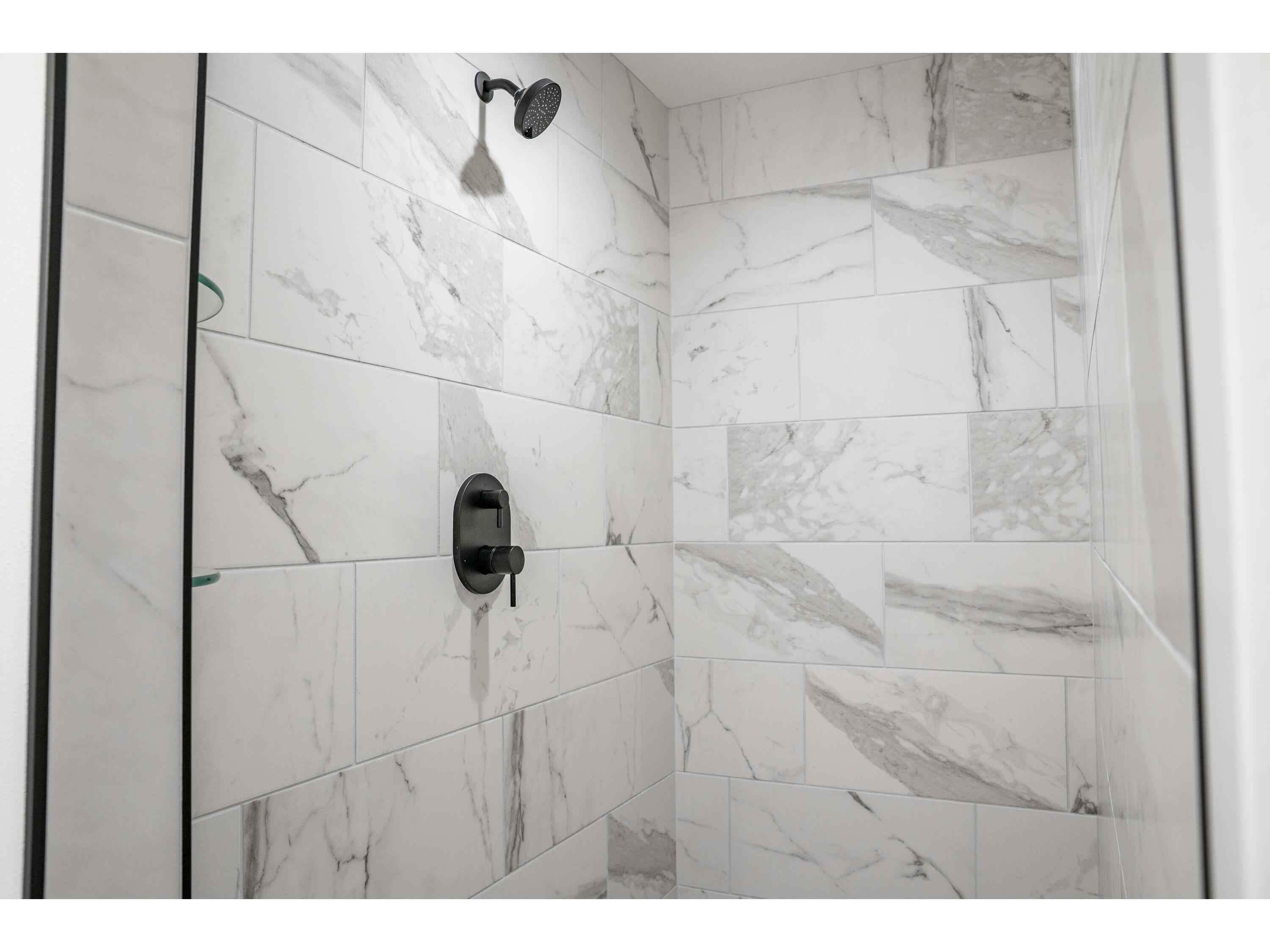 W4946 Battlestone Station #23 Shelby WI 54601 1939725 image19