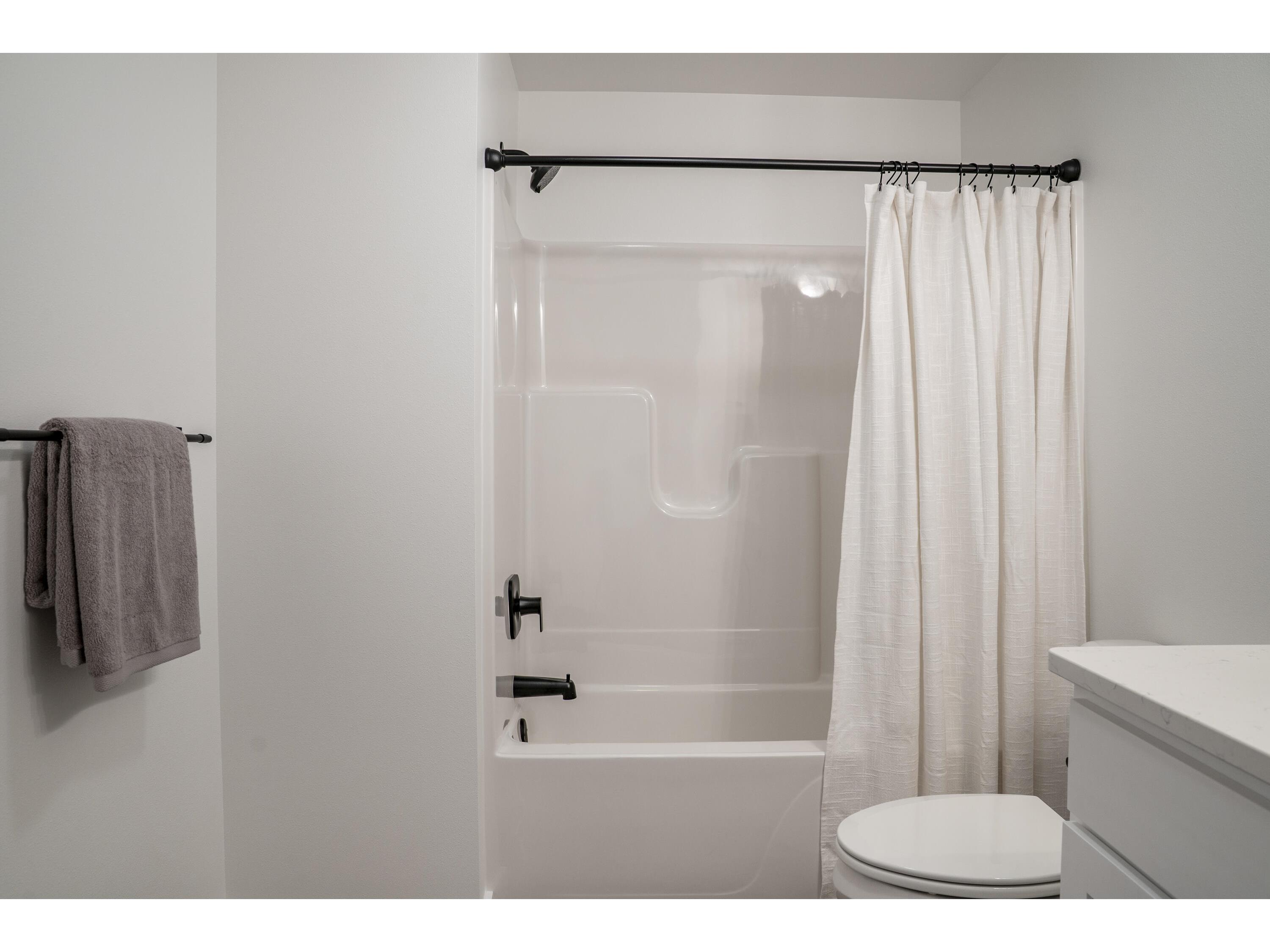 W4946 Battlestone Station #23 Shelby WI 54601 1939725 image26