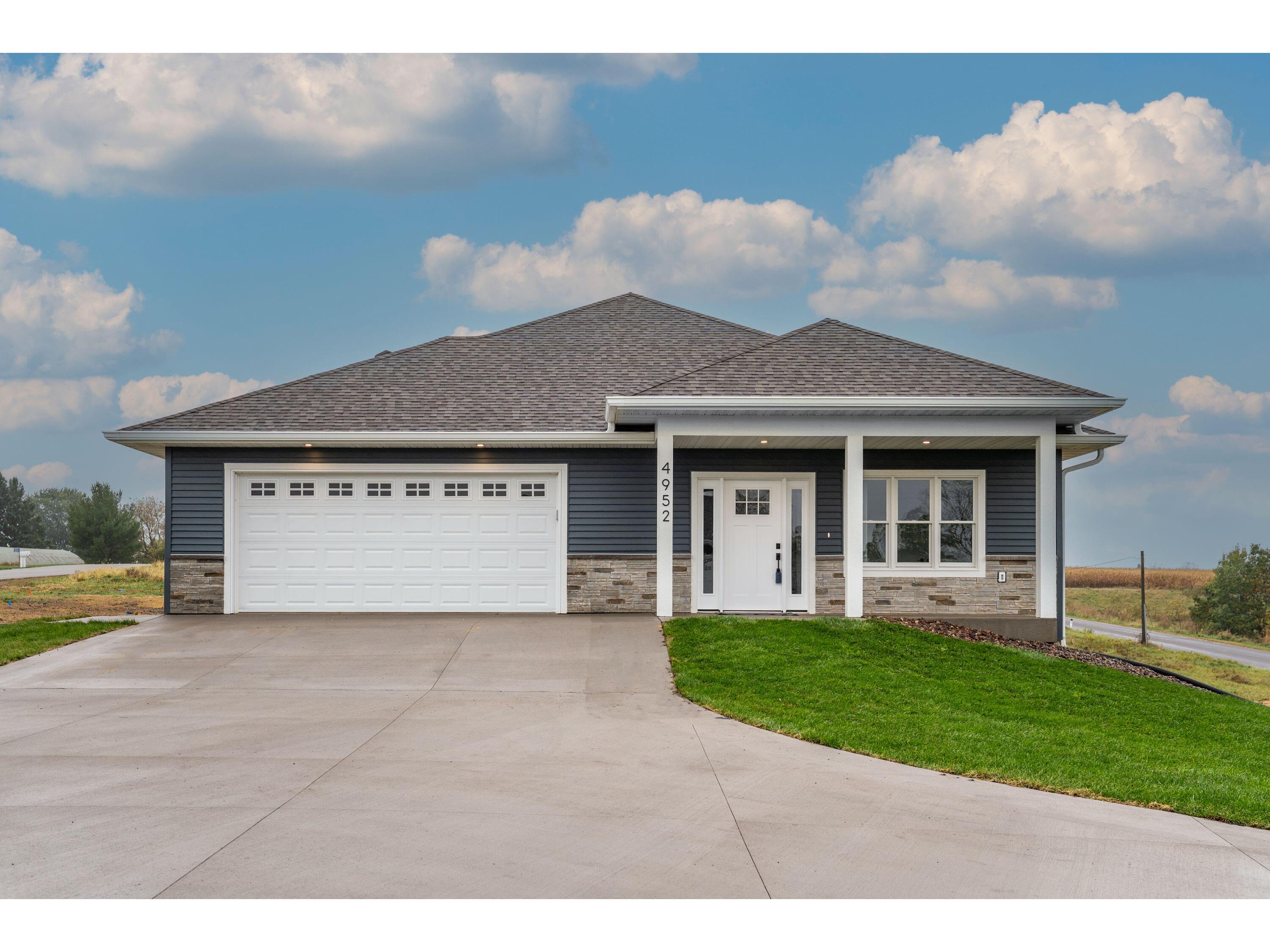 W4952 Battlestone Station #25 Shelby WI 54601 1939726 image1