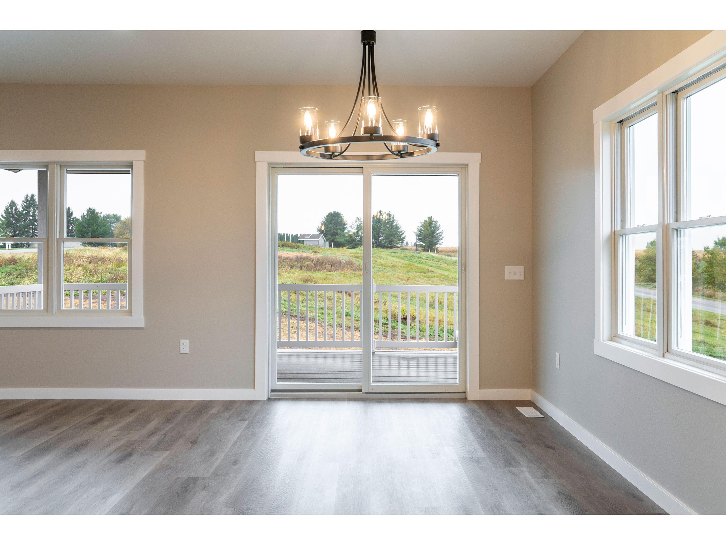 W4952 Battlestone Station #25 Shelby WI 54601 1939726 image17