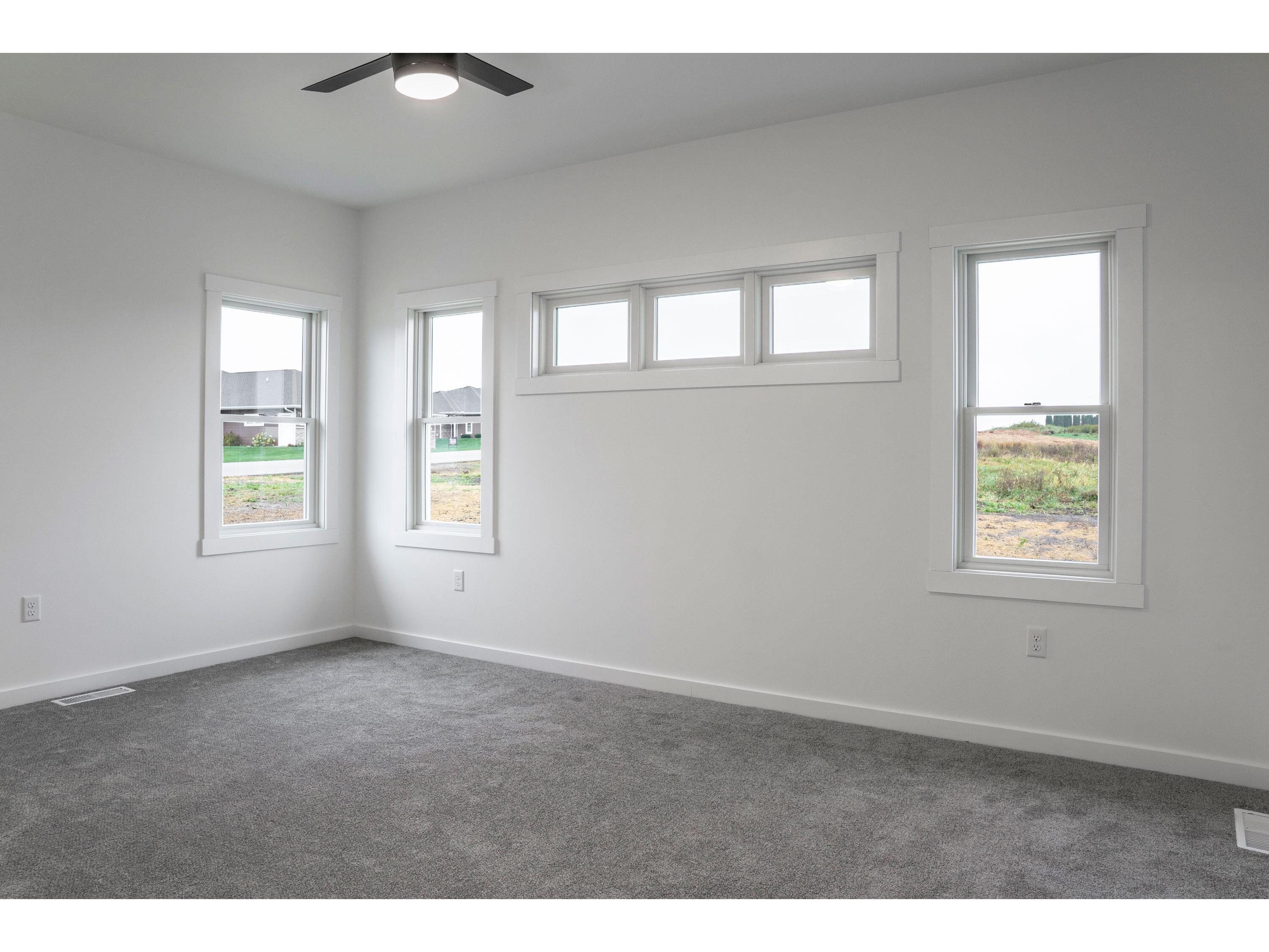 W4952 Battlestone Station #25 Shelby WI 54601 1939726 image19