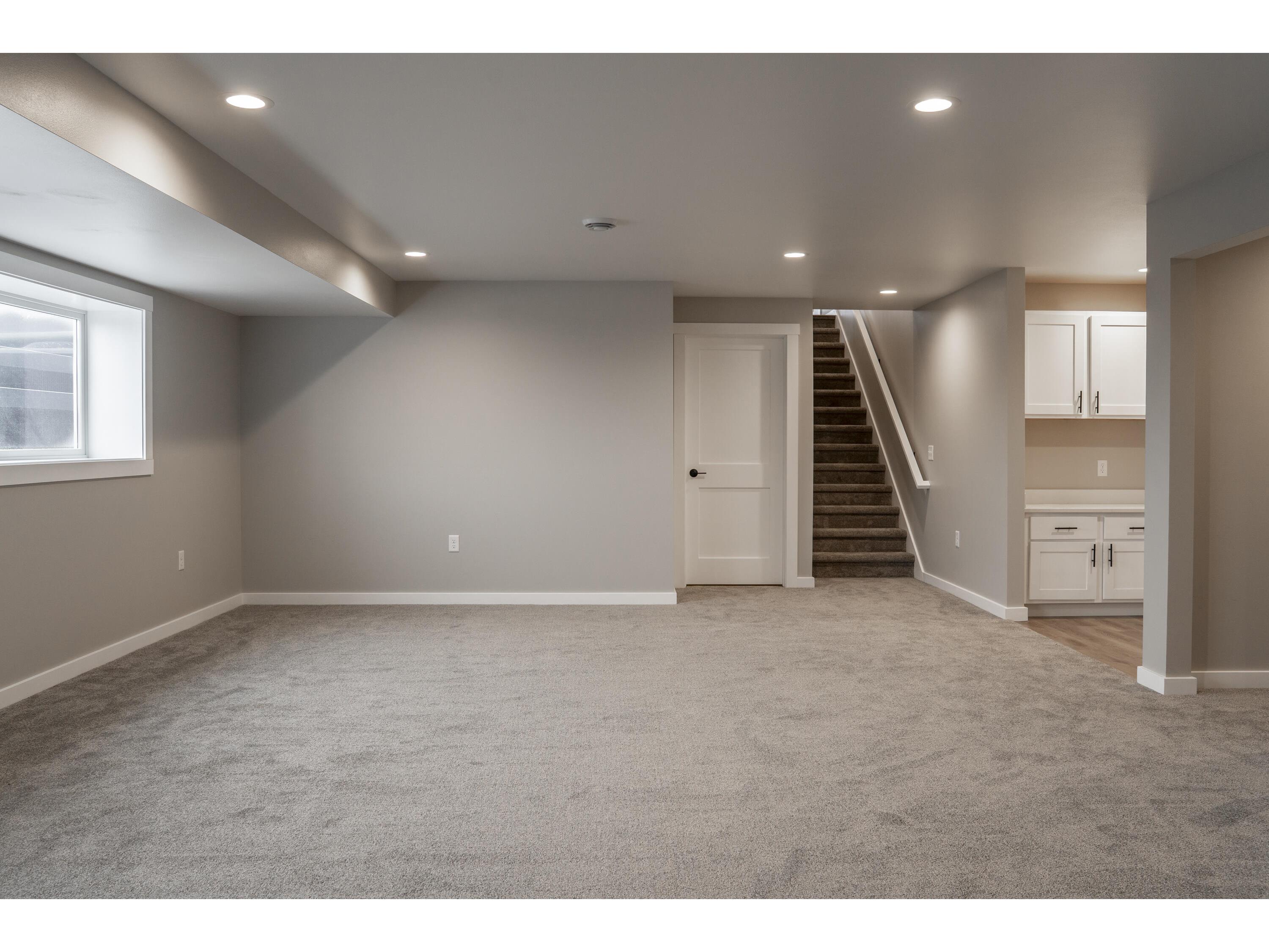 W4952 Battlestone Station #25 Shelby WI 54601 1939726 image21