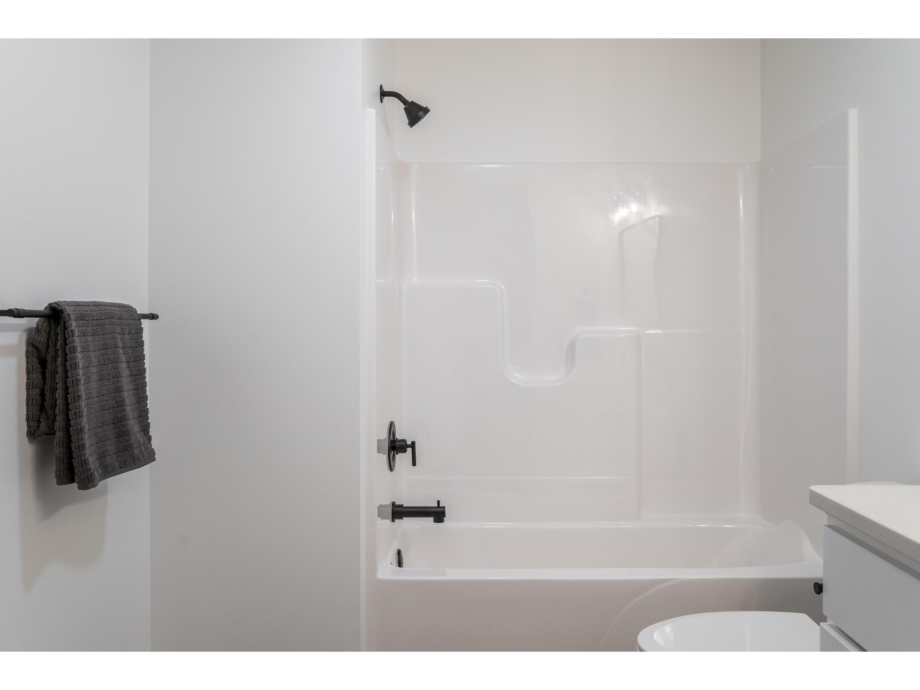 W4952 Battlestone Station #25 Shelby WI 54601 1939726 image25