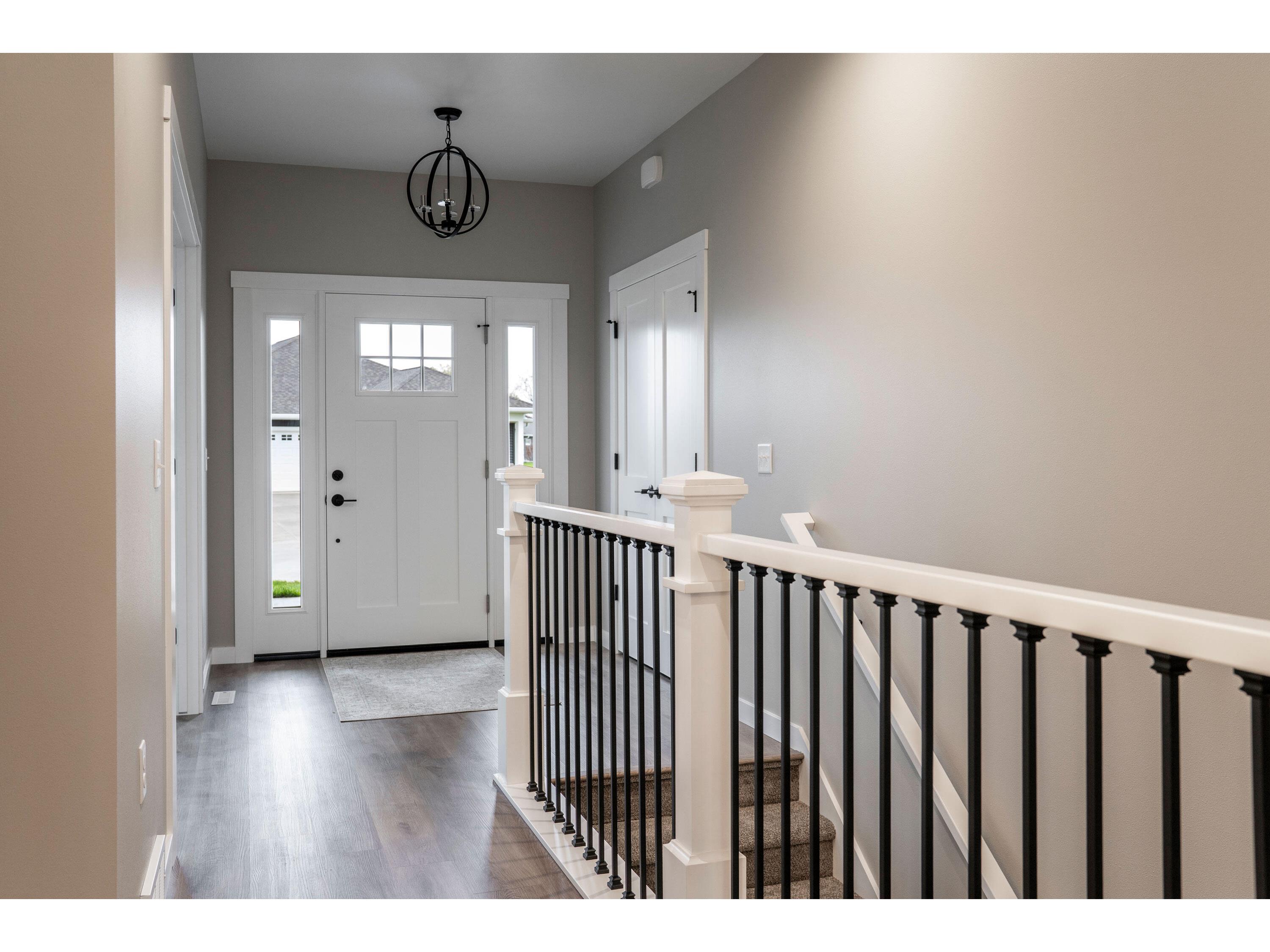 W4952 Battlestone Station #25 Shelby WI 54601 1939726 image3