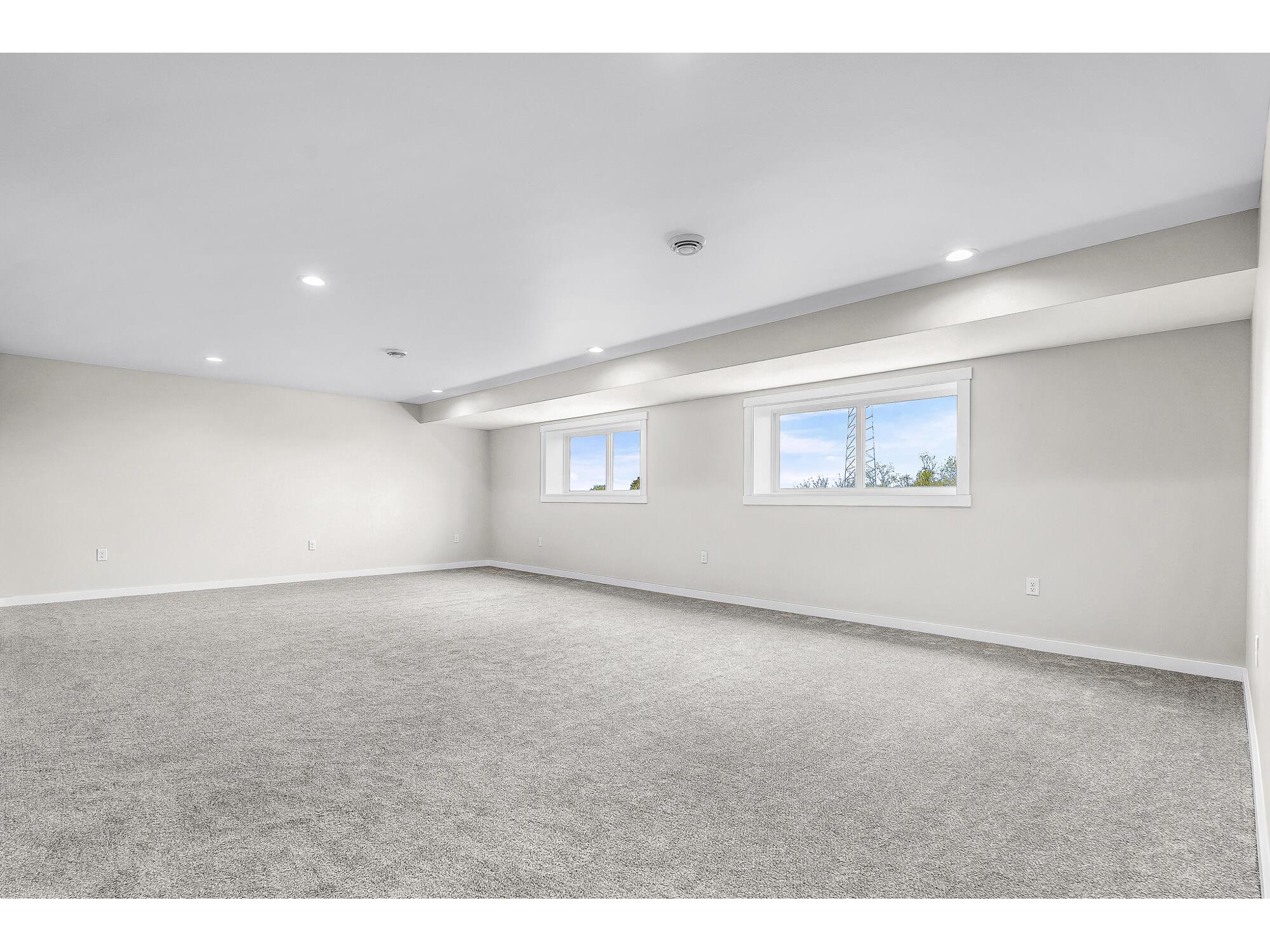 W4952 Battlestone Station #25 Shelby WI 54601 1960309 image23