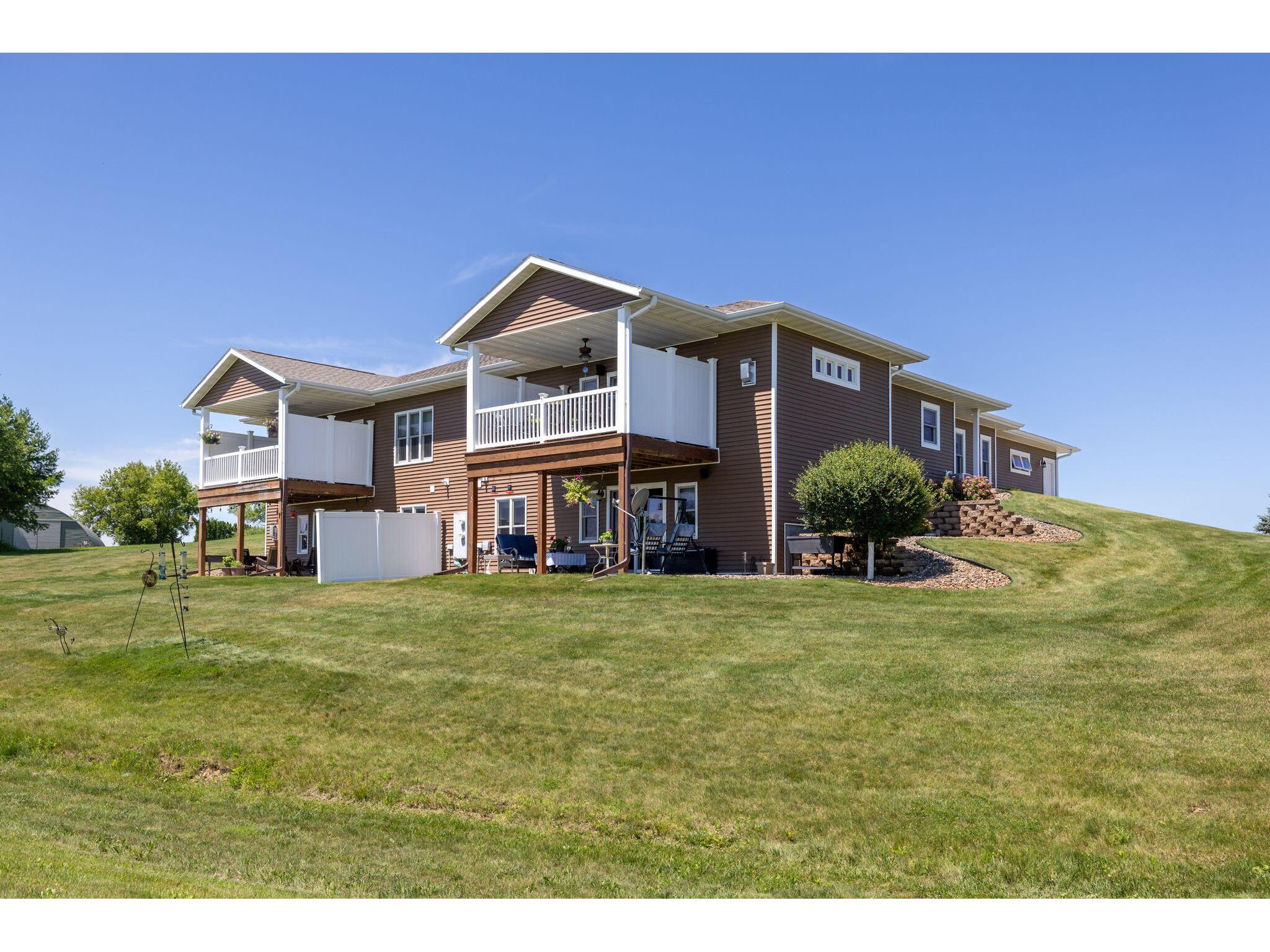 W4975 Battlestone Station #2 Shelby WI 54601 1882463 image1