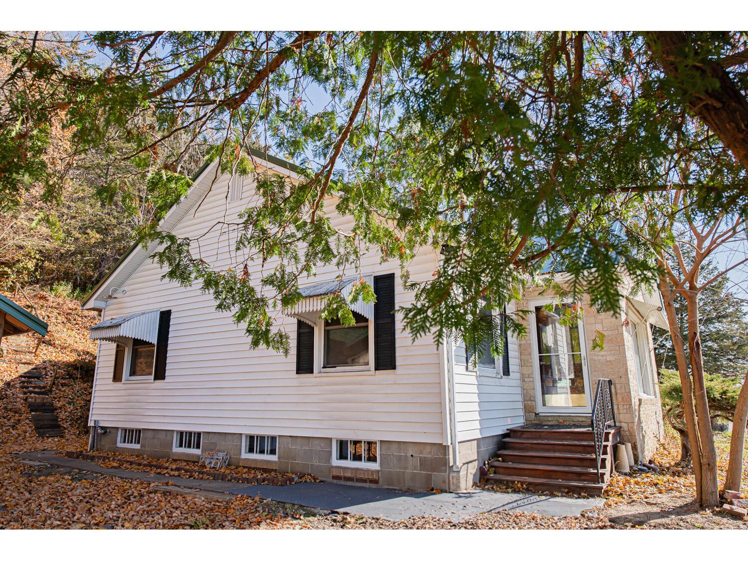 W508 Spur Buffalo WI 54629 1943265 image5