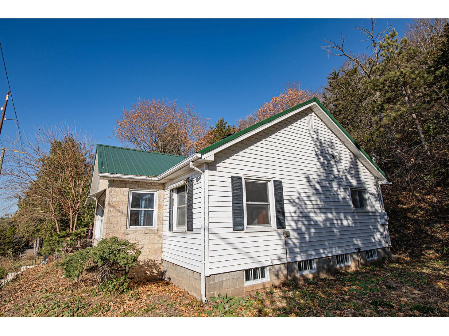 W508 Spur Buffalo WI 54629 1943265 image6