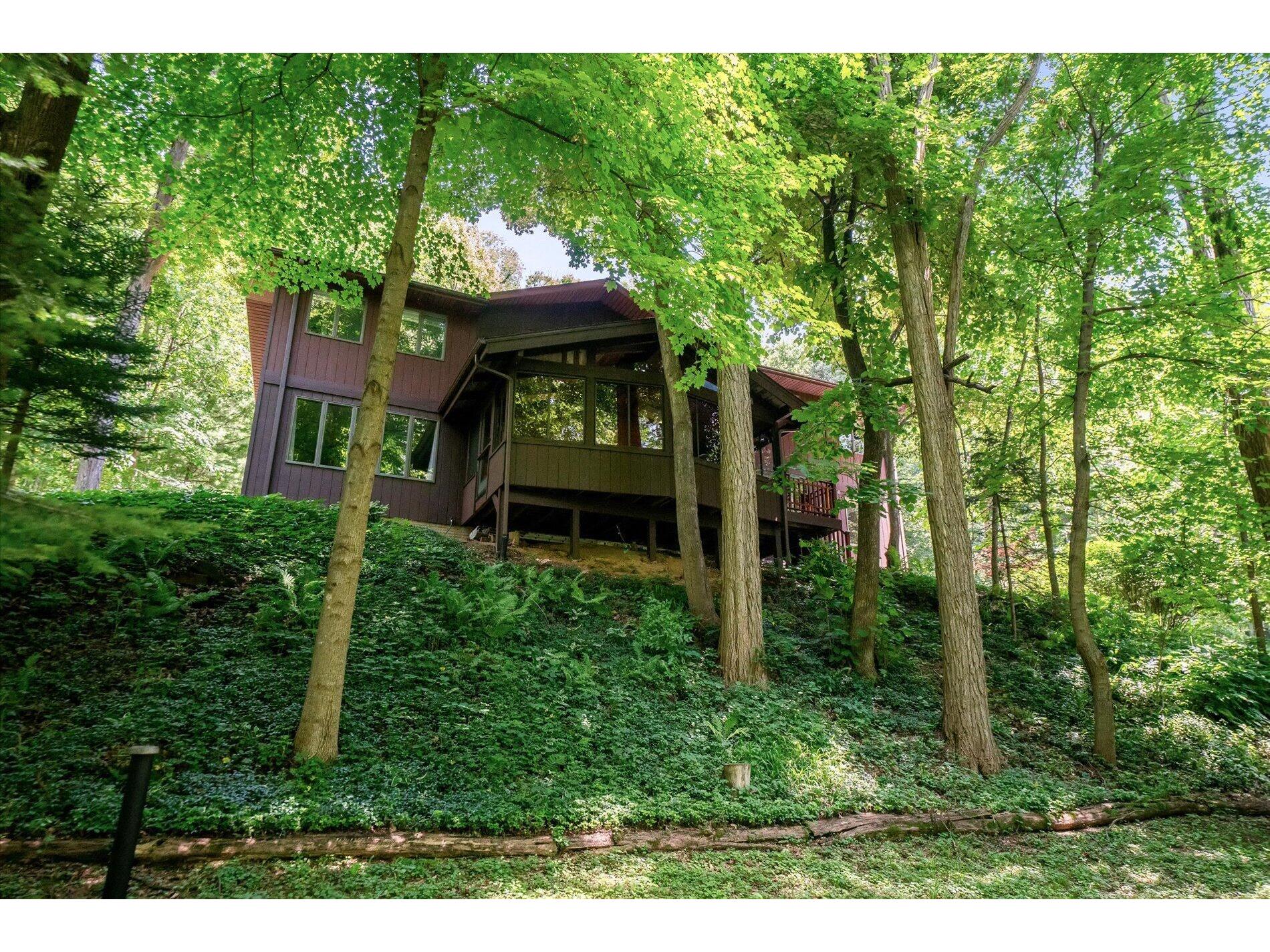 W5094 Highland Shelby WI 54601 1969707 image1