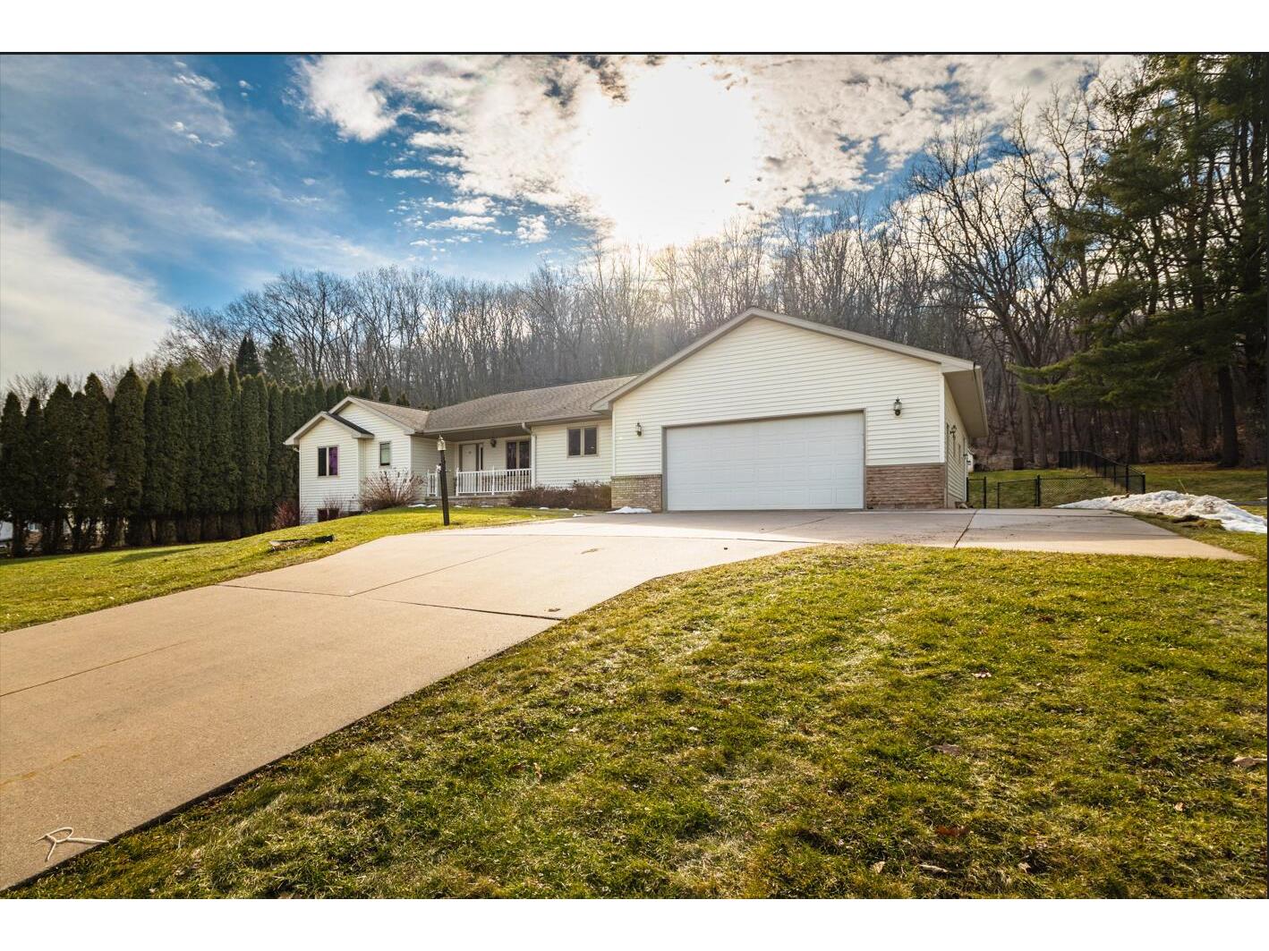 W5115 County Road B Medary WI 54601 1864897 image1