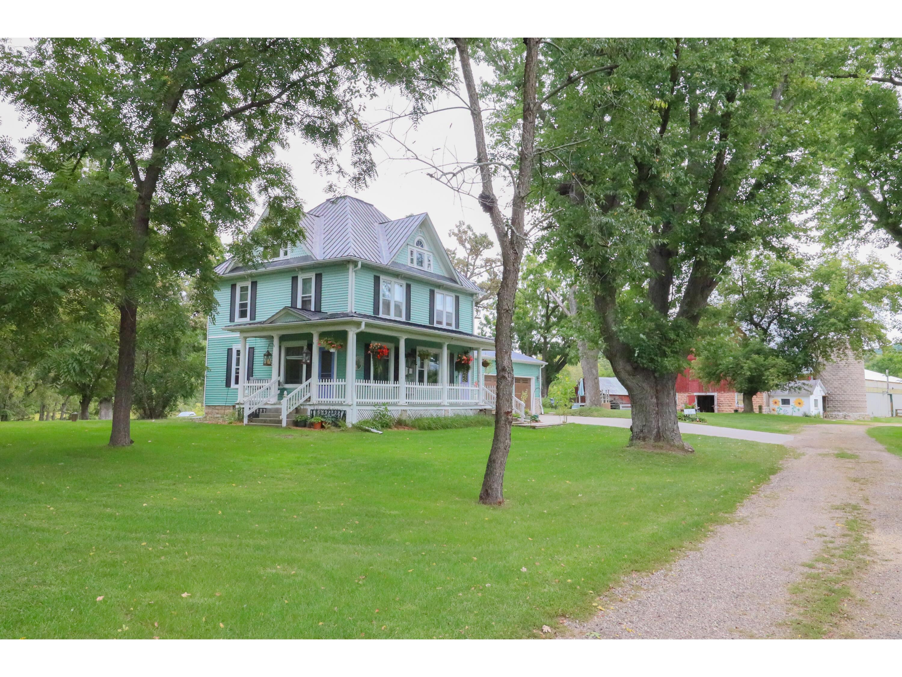 W5381 County Road W Onalaska WI 54636 1934052 image1