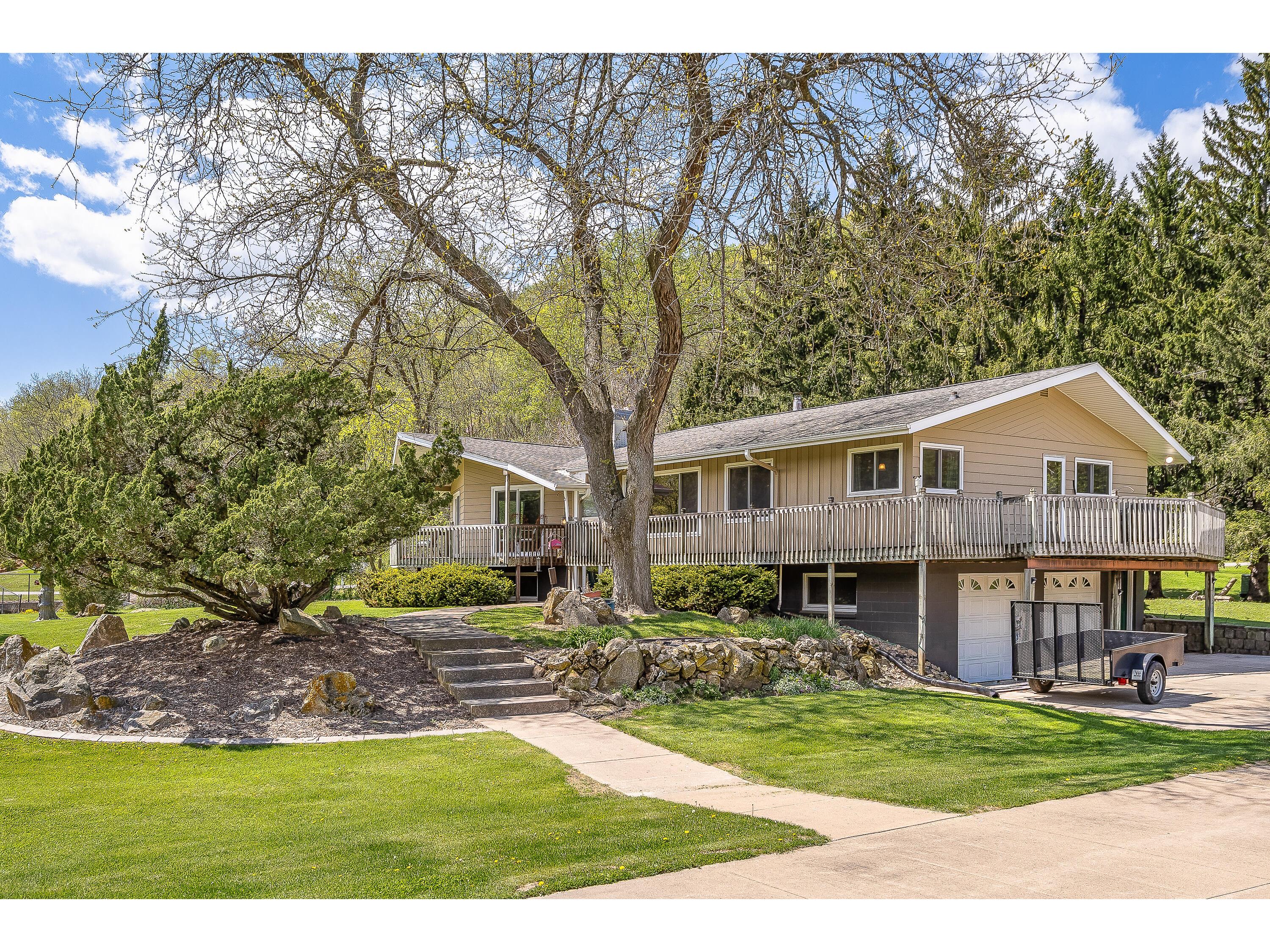 W5482 State Road 33 Shelby WI 54601 1961778 image1