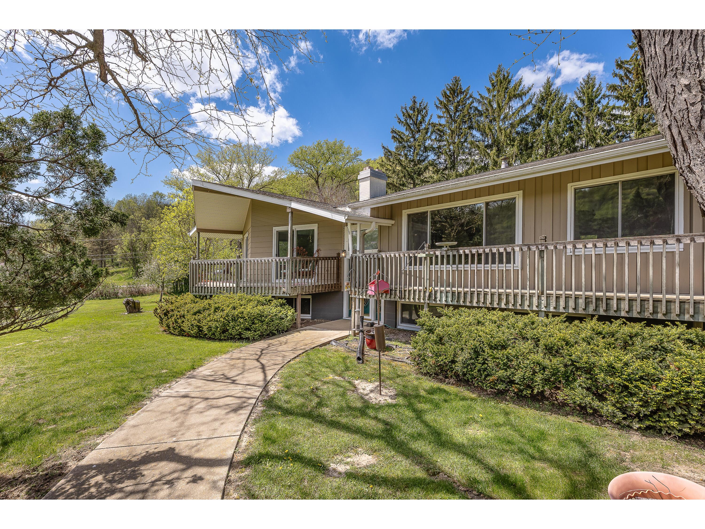 W5482 State Road 33 Shelby WI 54601 1961778 image3