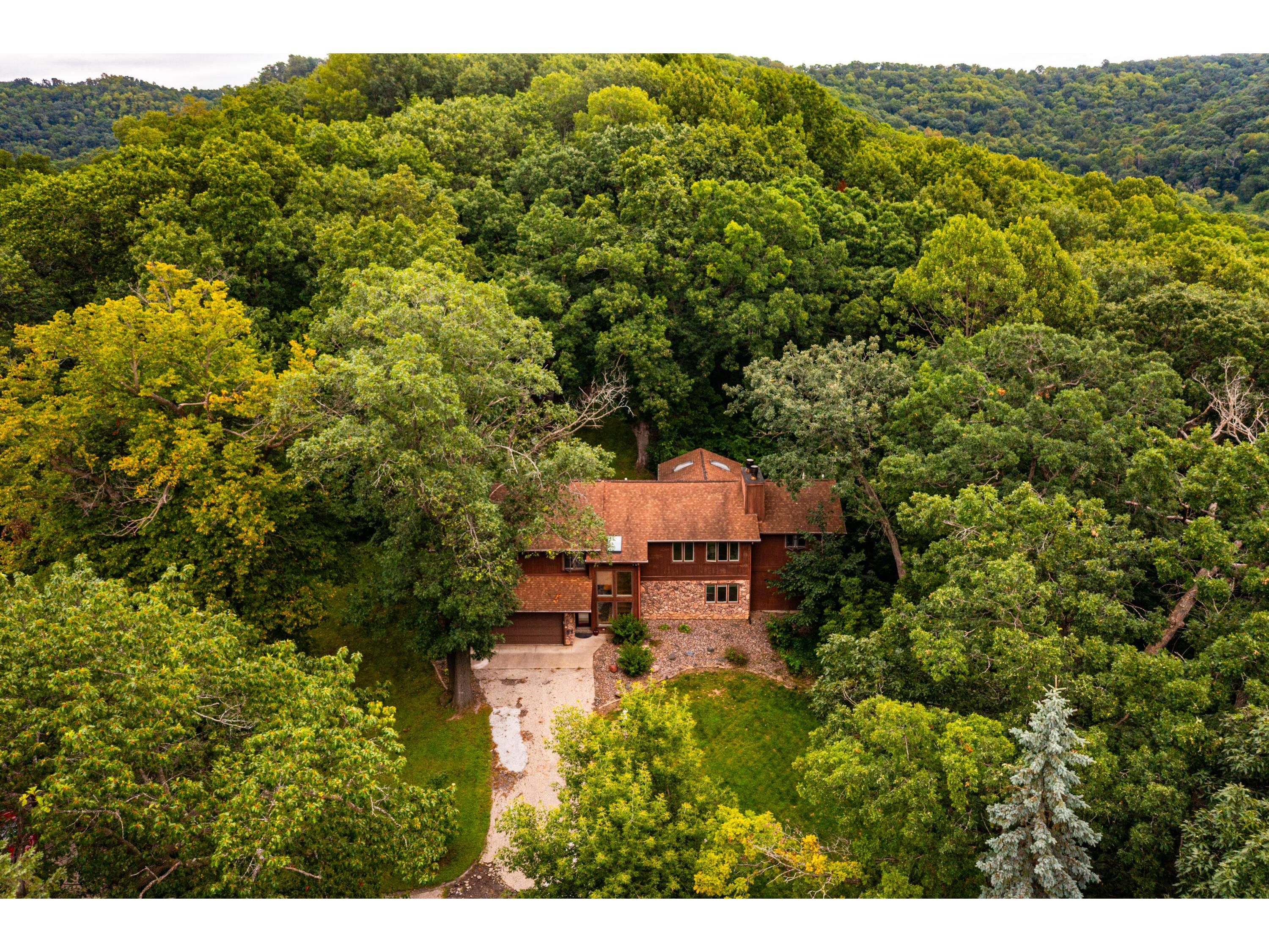 W5701 County Road S Onalaska WI 54650 1932243 image1