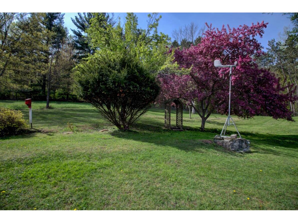 W601 Hillview Bergen WI 54658 1961622 image10