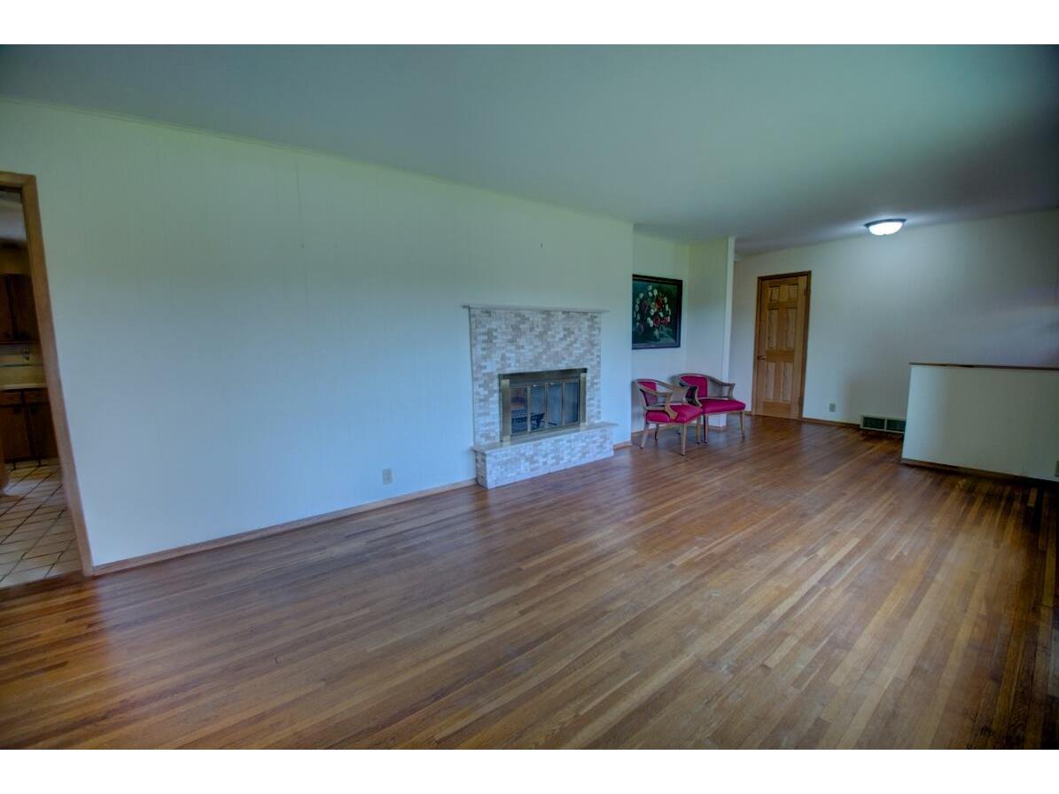 W601 Hillview Bergen WI 54658 1961622 image21