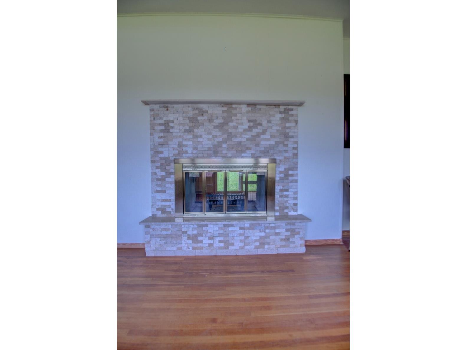 W601 Hillview Bergen WI 54658 1961622 image25