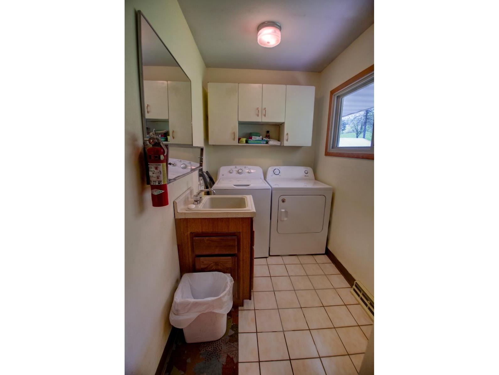 W601 Hillview Bergen WI 54658 1961622 image31