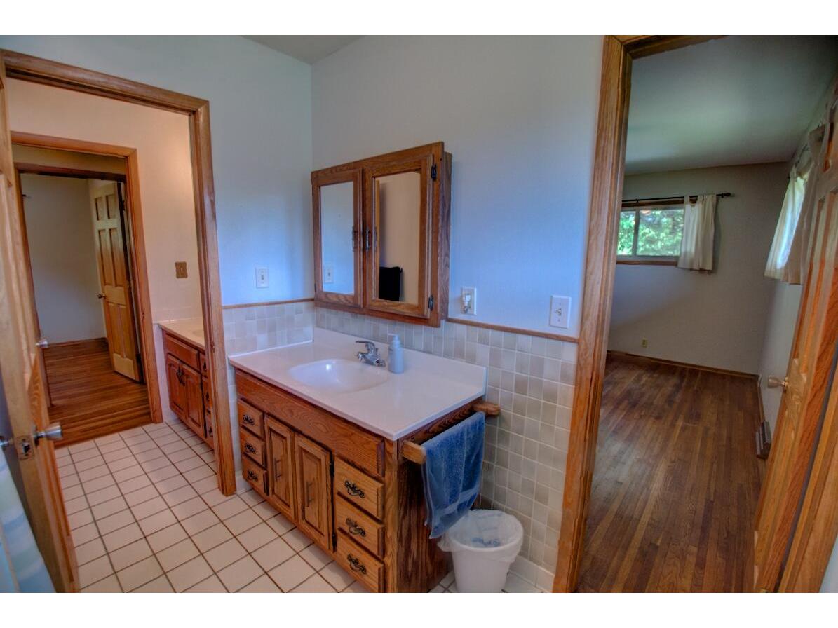 W601 Hillview Bergen WI 54658 1961622 image36