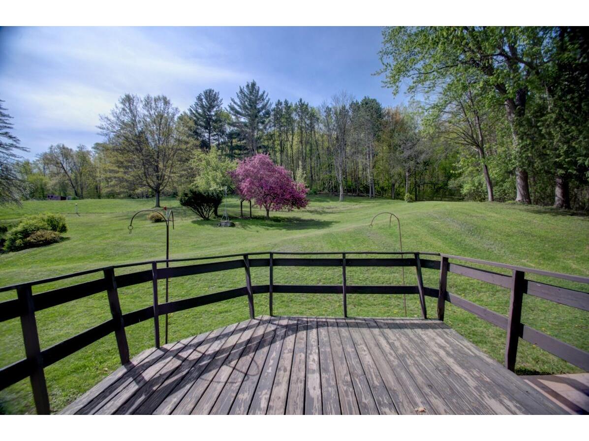 W601 Hillview Bergen WI 54658 1961622 image7