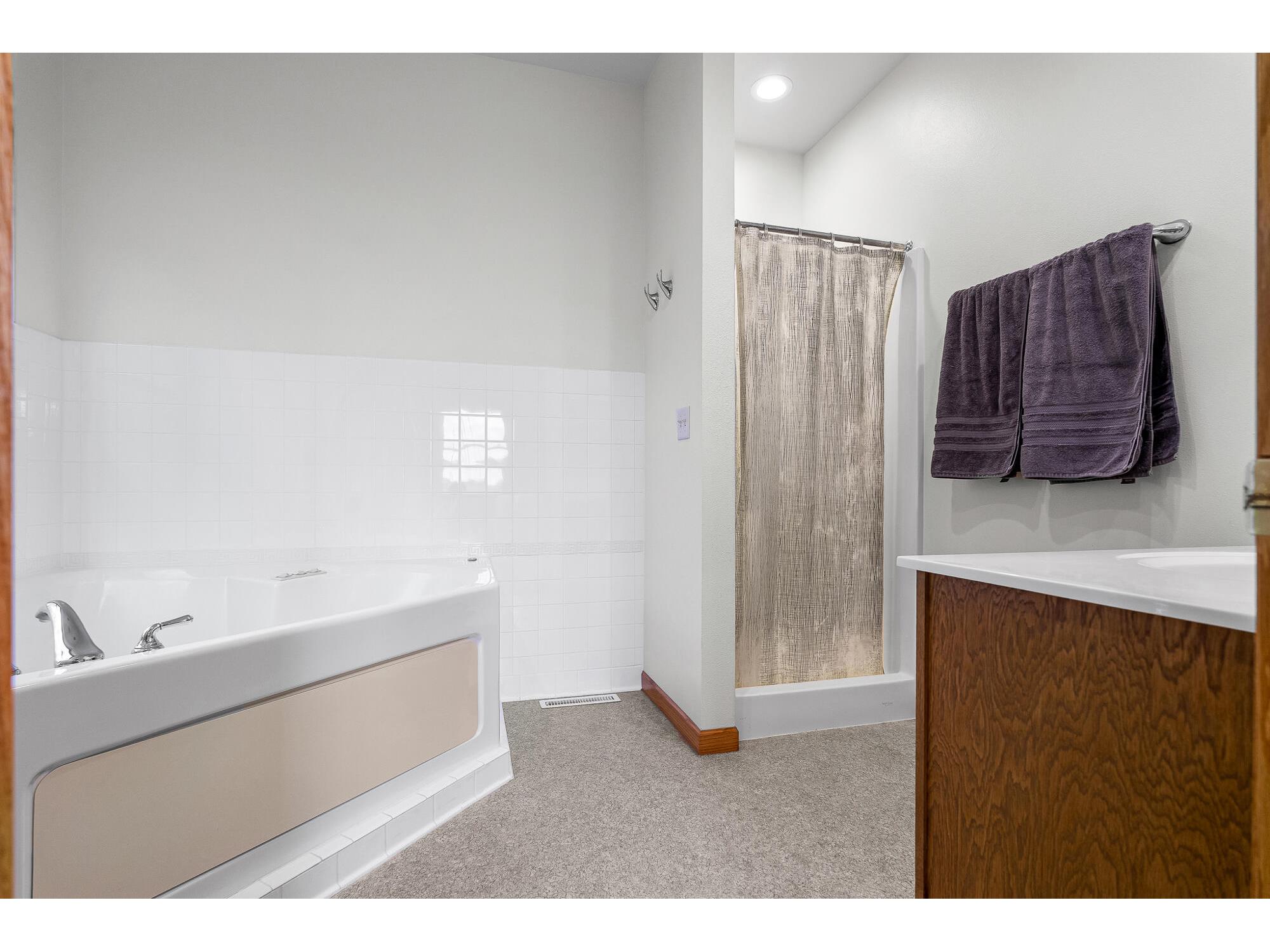 W6166 Valley Onalaska WI 54636 1960457 image17