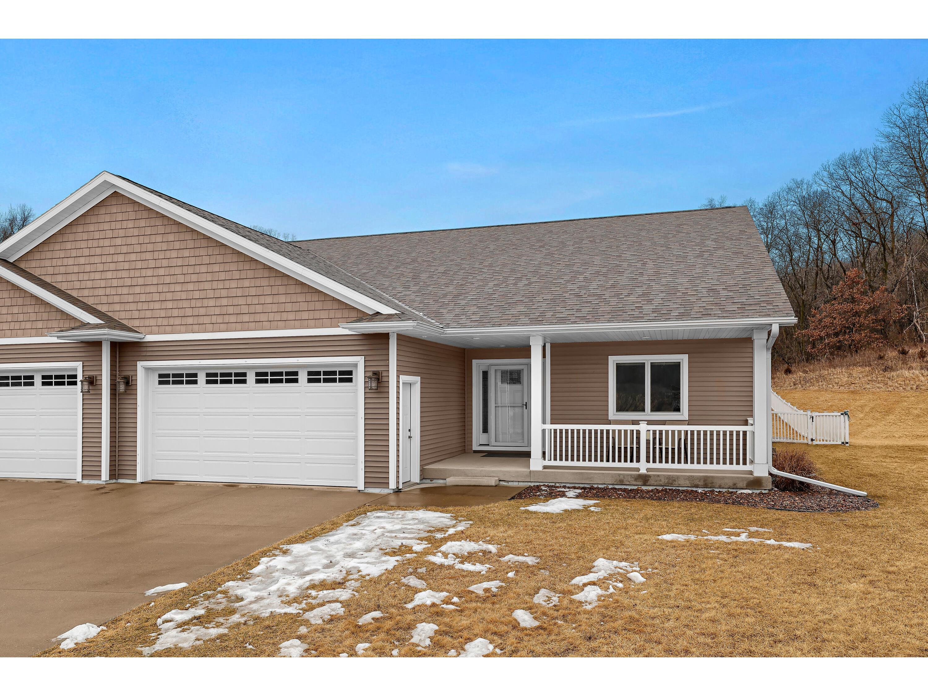 W6449 Oakwood Onalaska WI 54636 1908699 image1