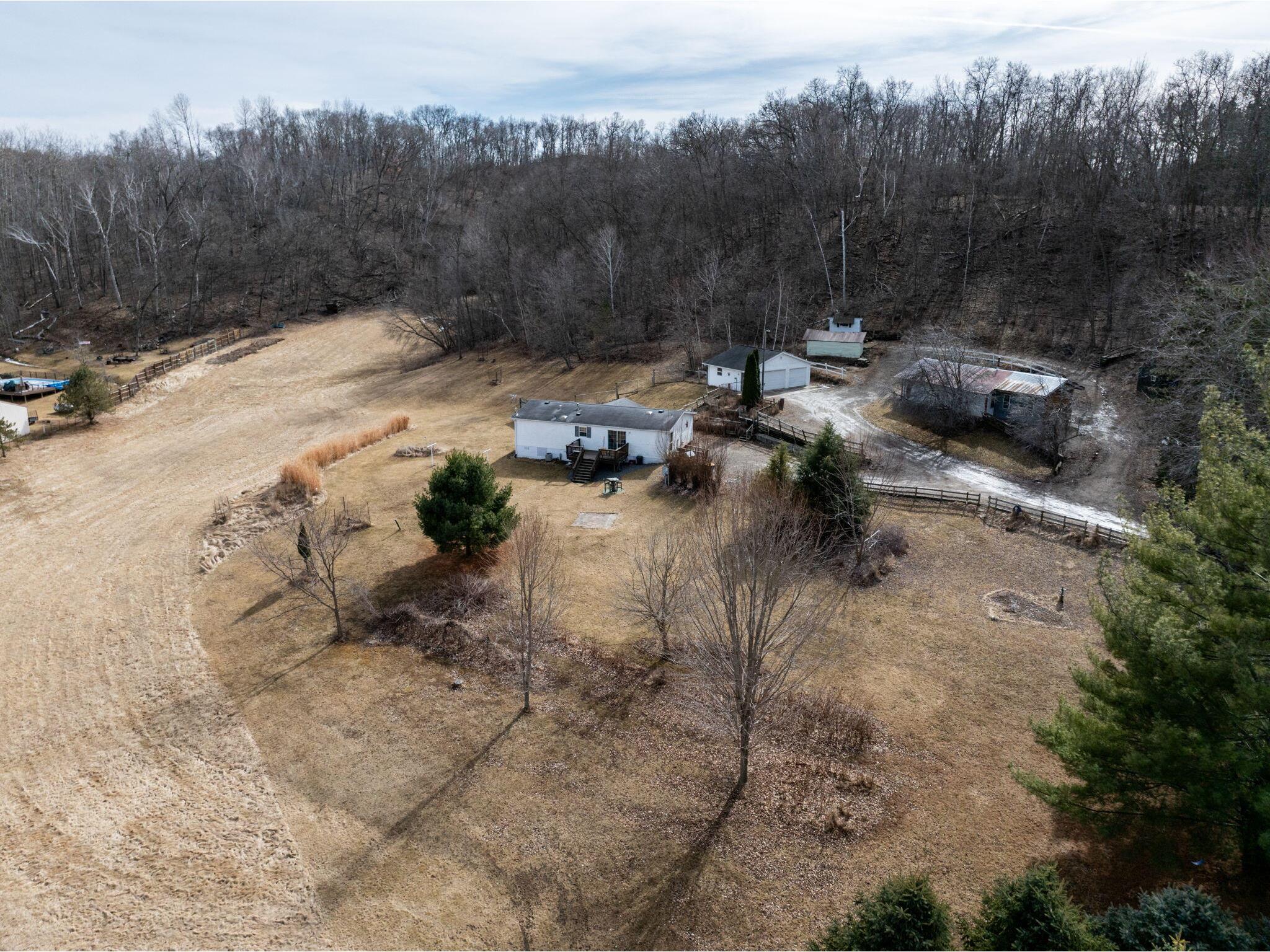 W6531 Casberg Coulee Holland WI 54636 1909399 image1