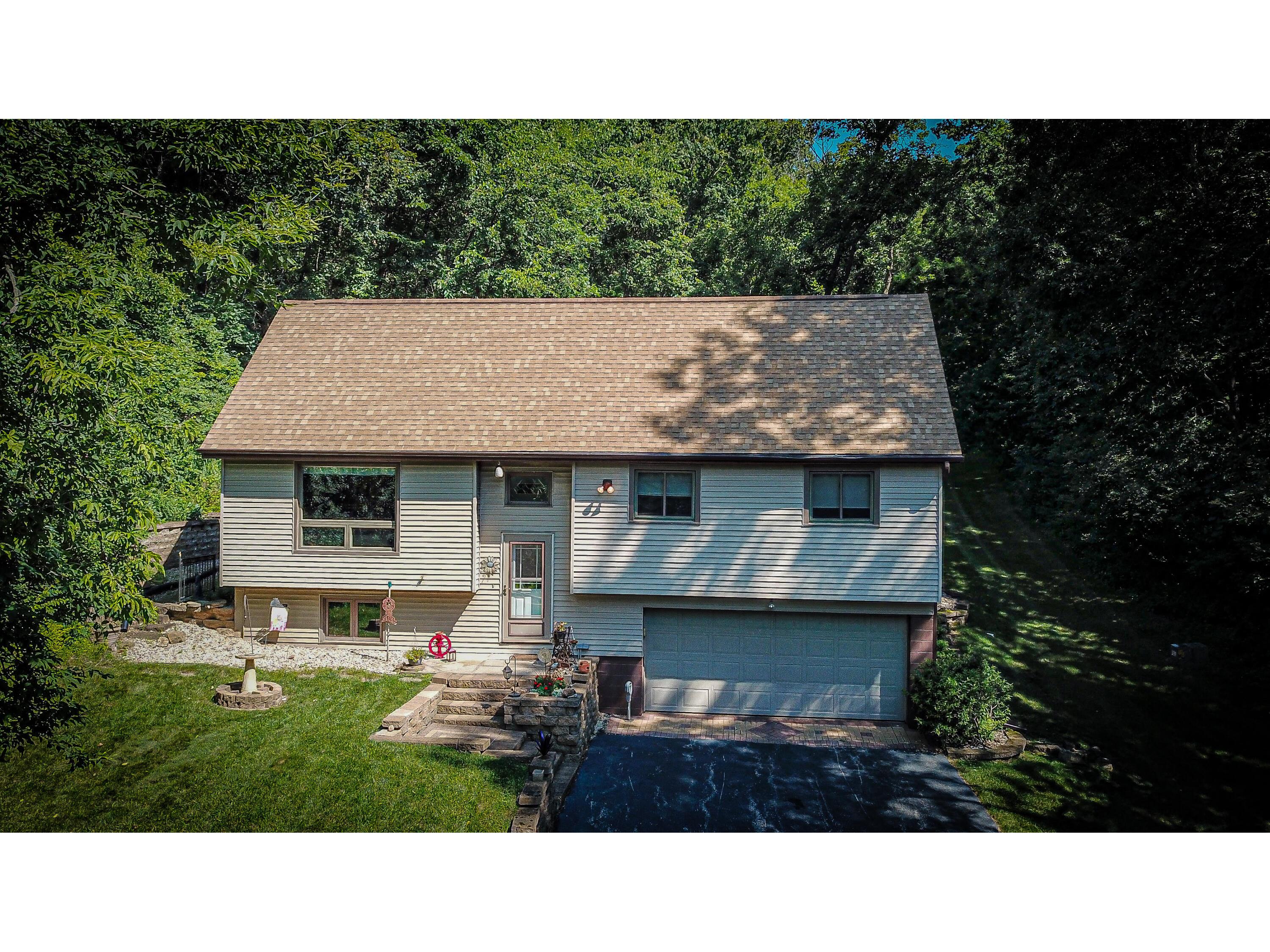 W6772 Hidden Valley Onalaska WI 54636 1931209 image1