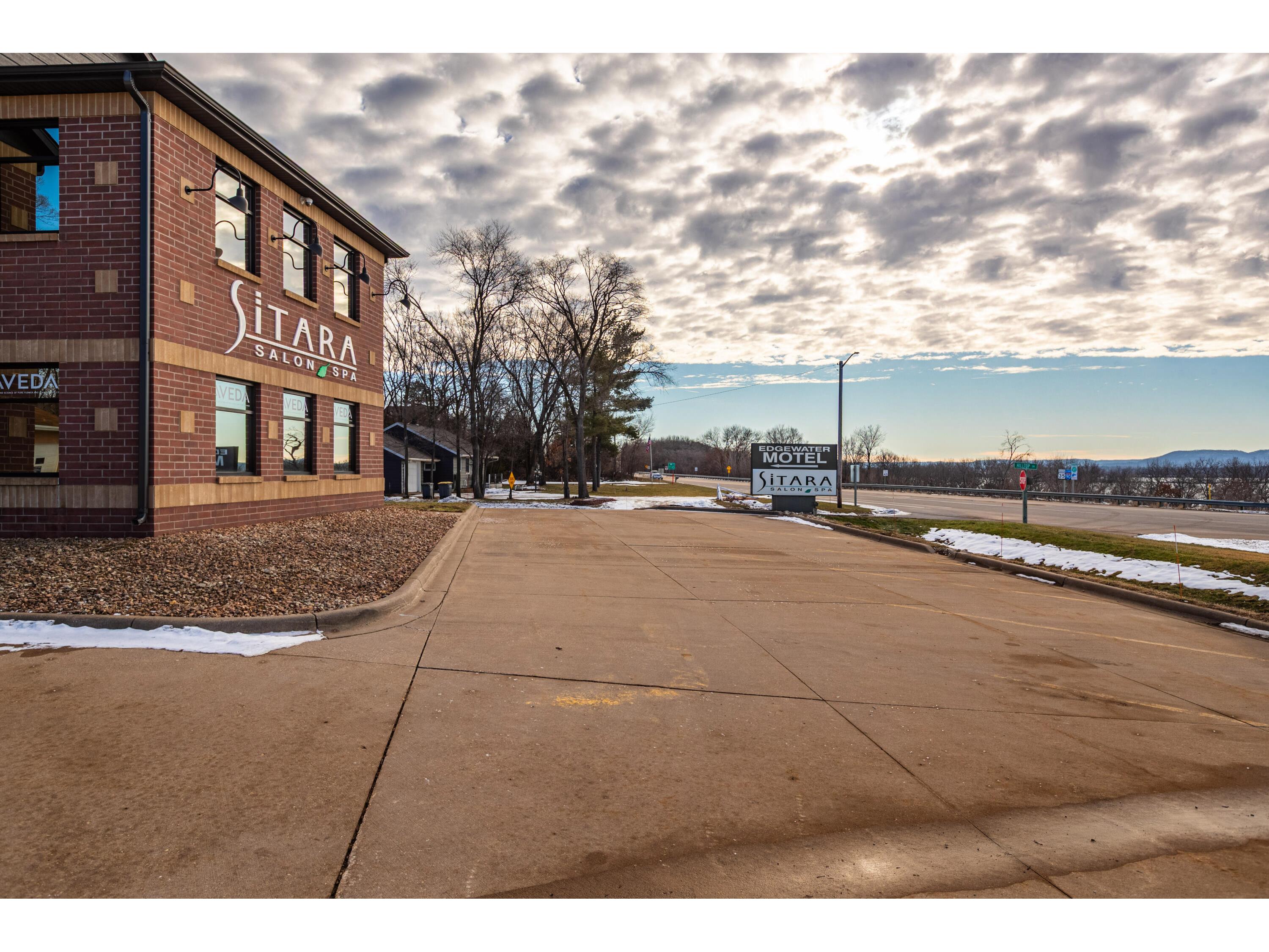 W6822 Hilltop Onalaska WI 54650 1947462 image4