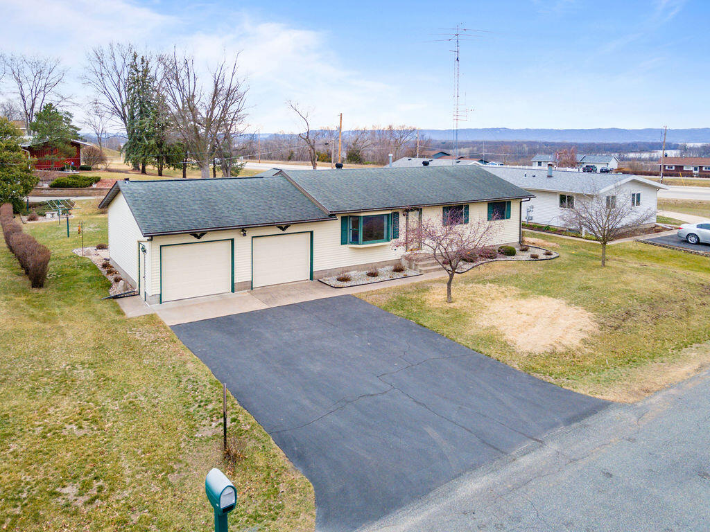 W6877 Cloverdale Onalaska WI 54650 1868655 image1