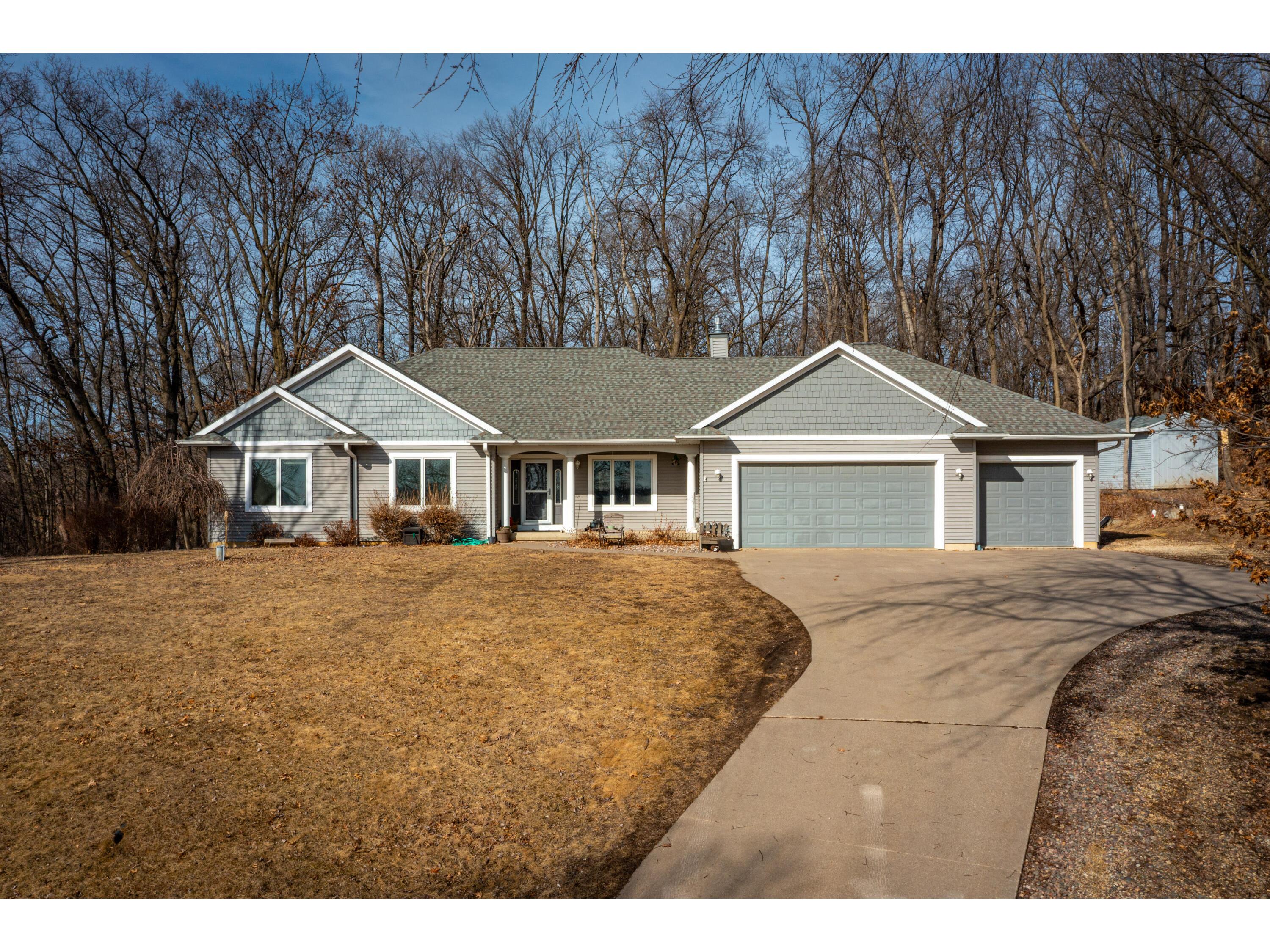 W7529 Castle Heights Holland WI 54636 1909680 image1