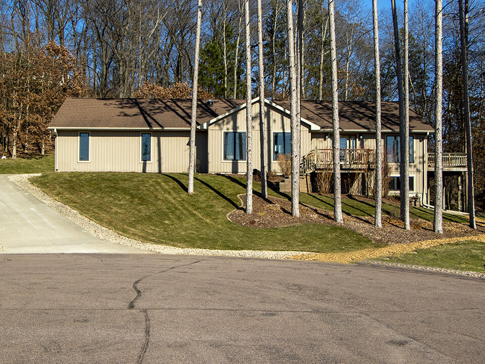 W7572 Price Holland WI 54636 1827608 image1