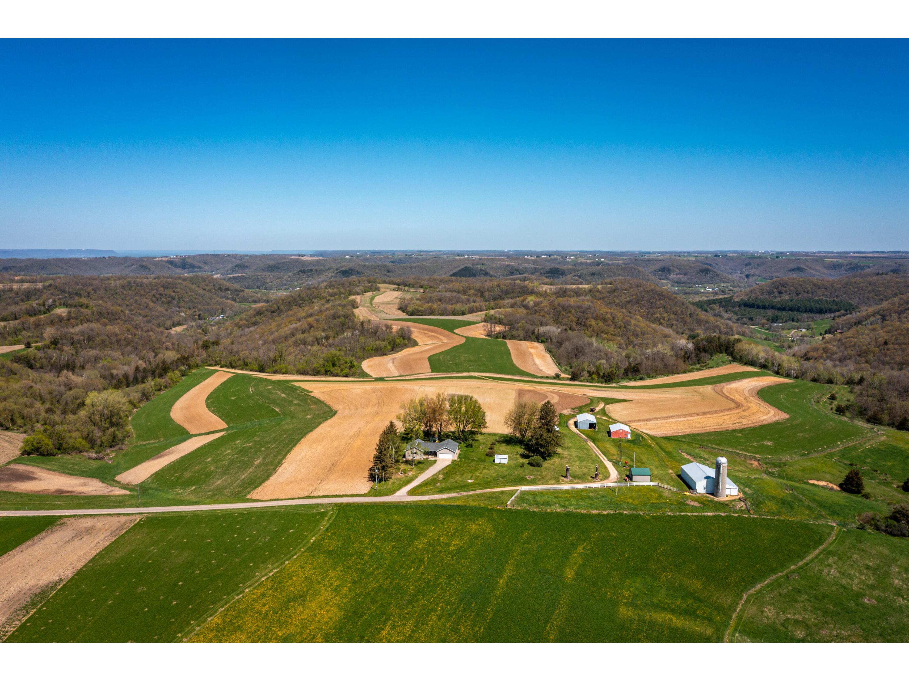 W766 County Road O Bergen WI 54658 1917077 image1