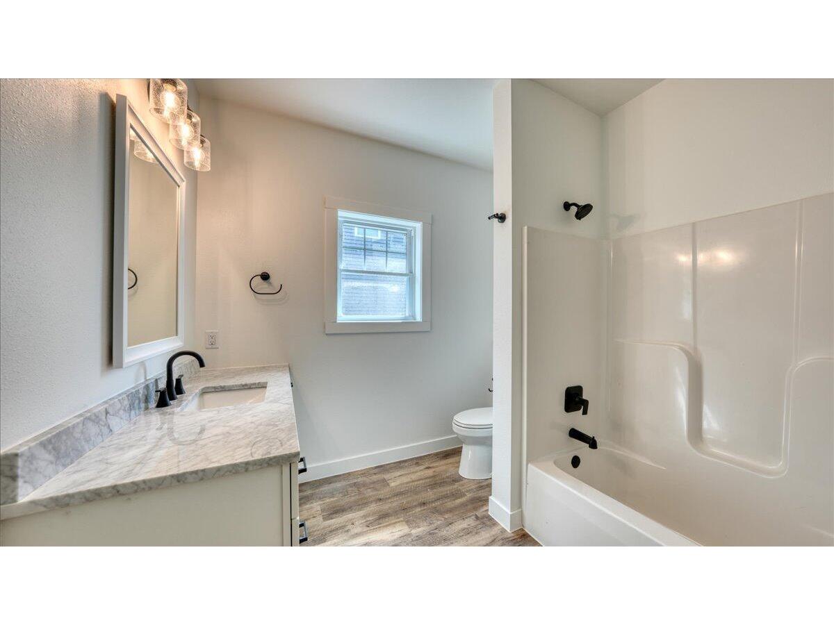 W7674 Castle Mound Holland WI 54636 1945560 image12