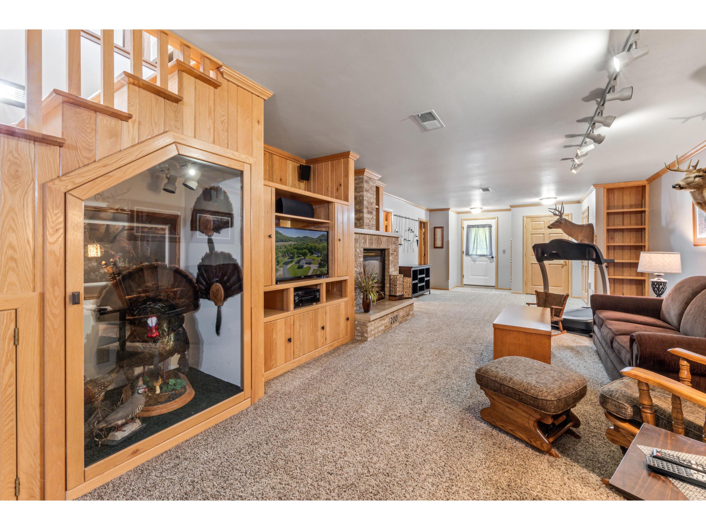 W770 Meadow Fountain City WI 54629 1919456 image23