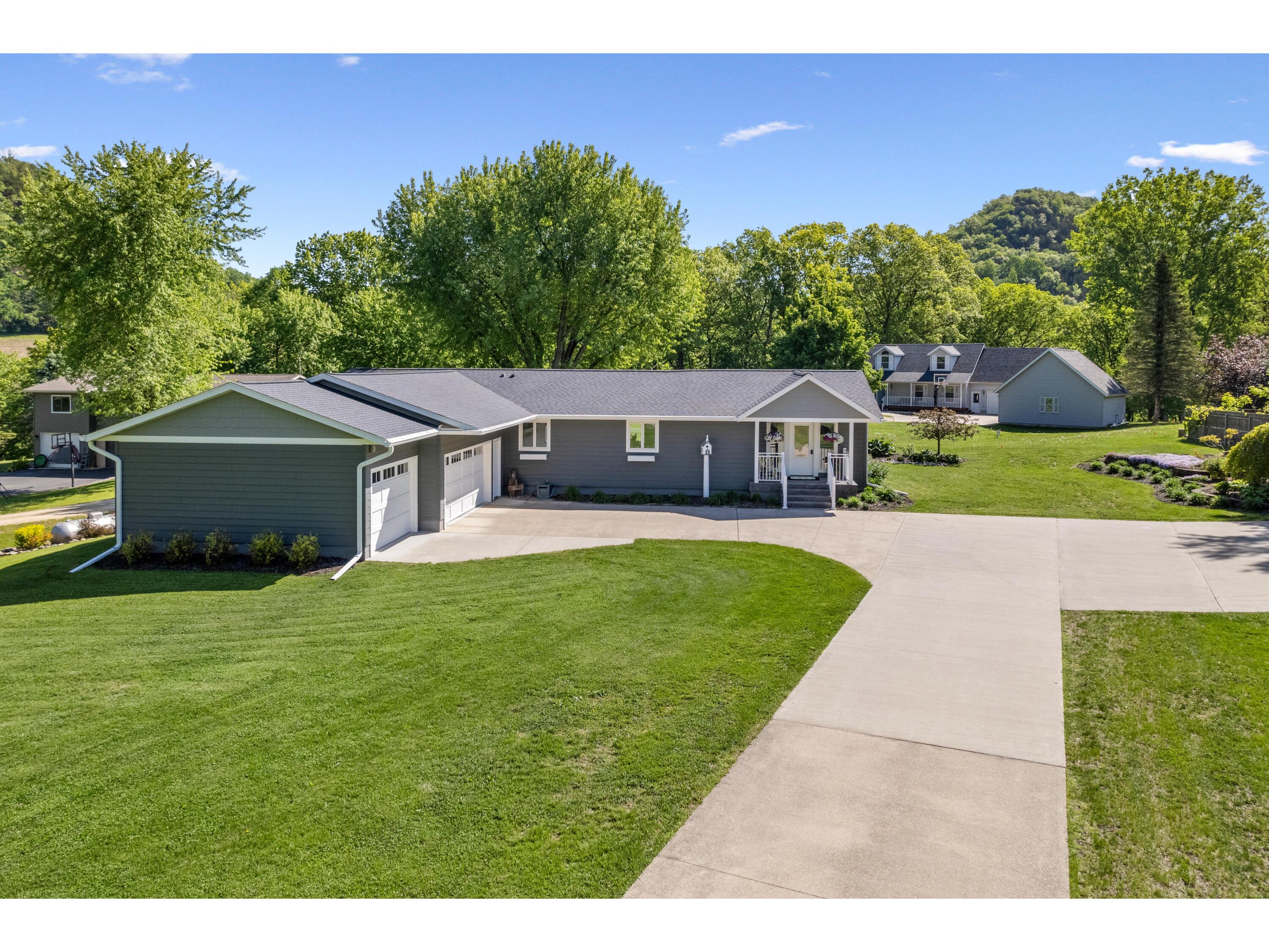 W770 Meadow Fountain City WI 54629 1919456 image27