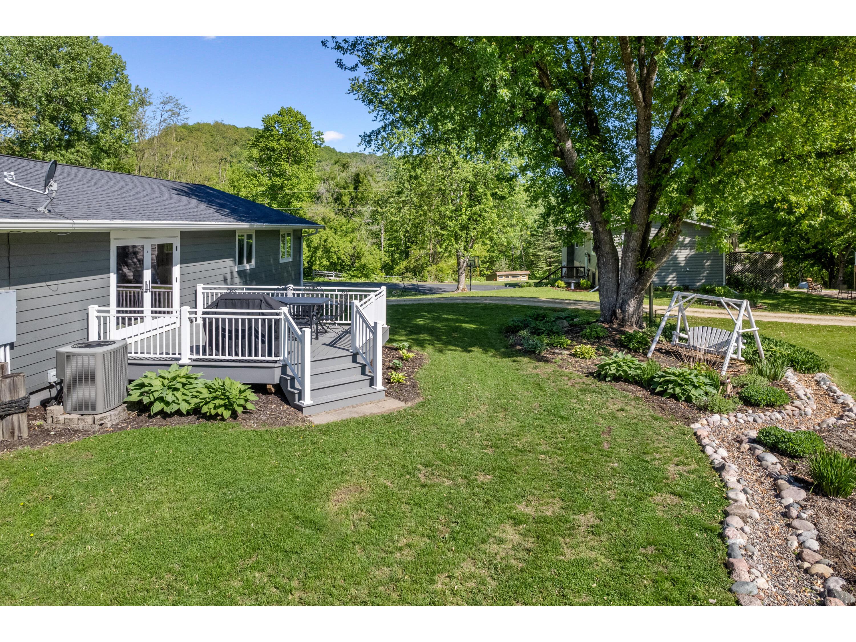 W770 Meadow Fountain City WI 54629 1919456 image30