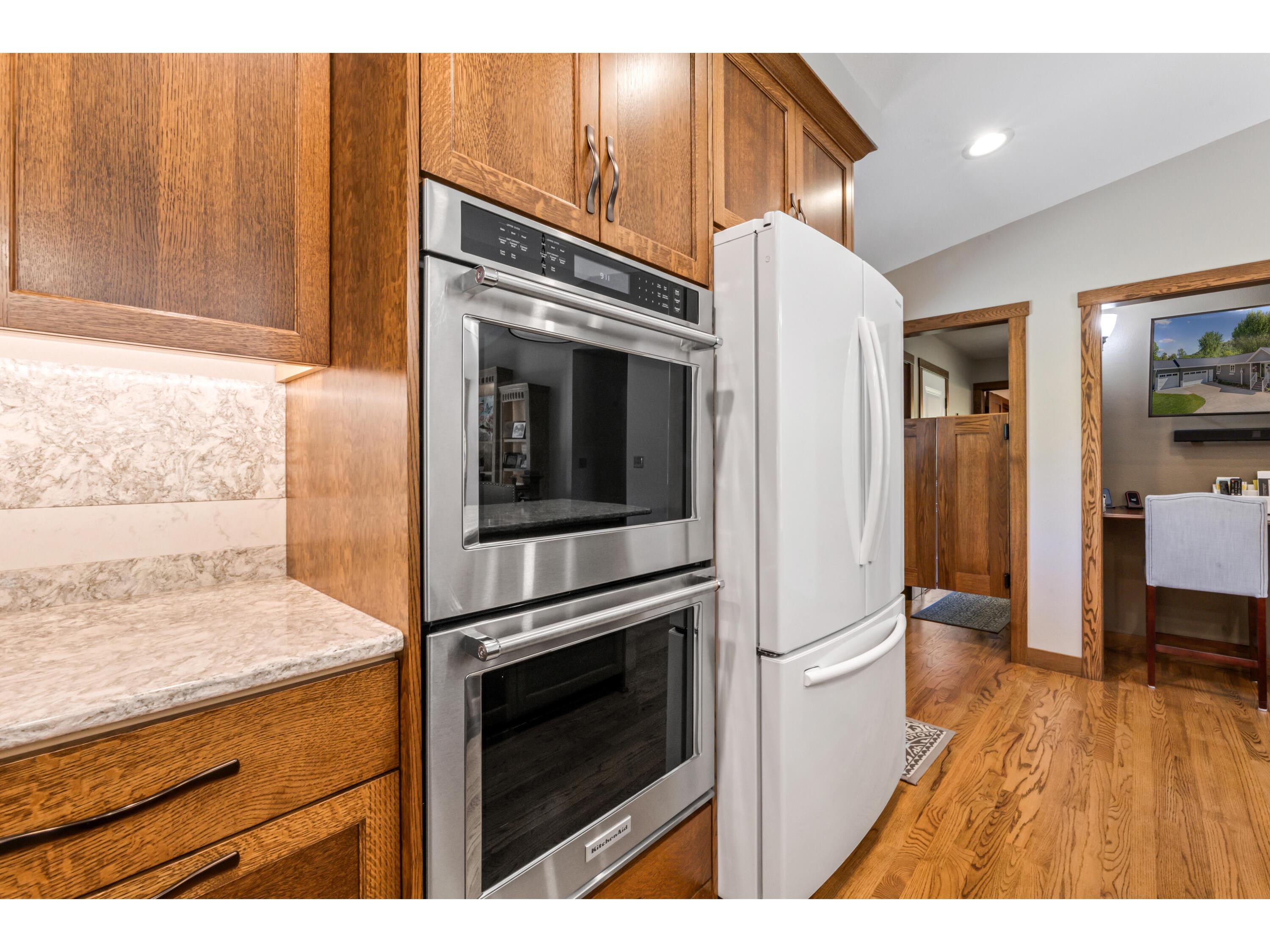 W770 Meadow Fountain City WI 54629 1919456 image8