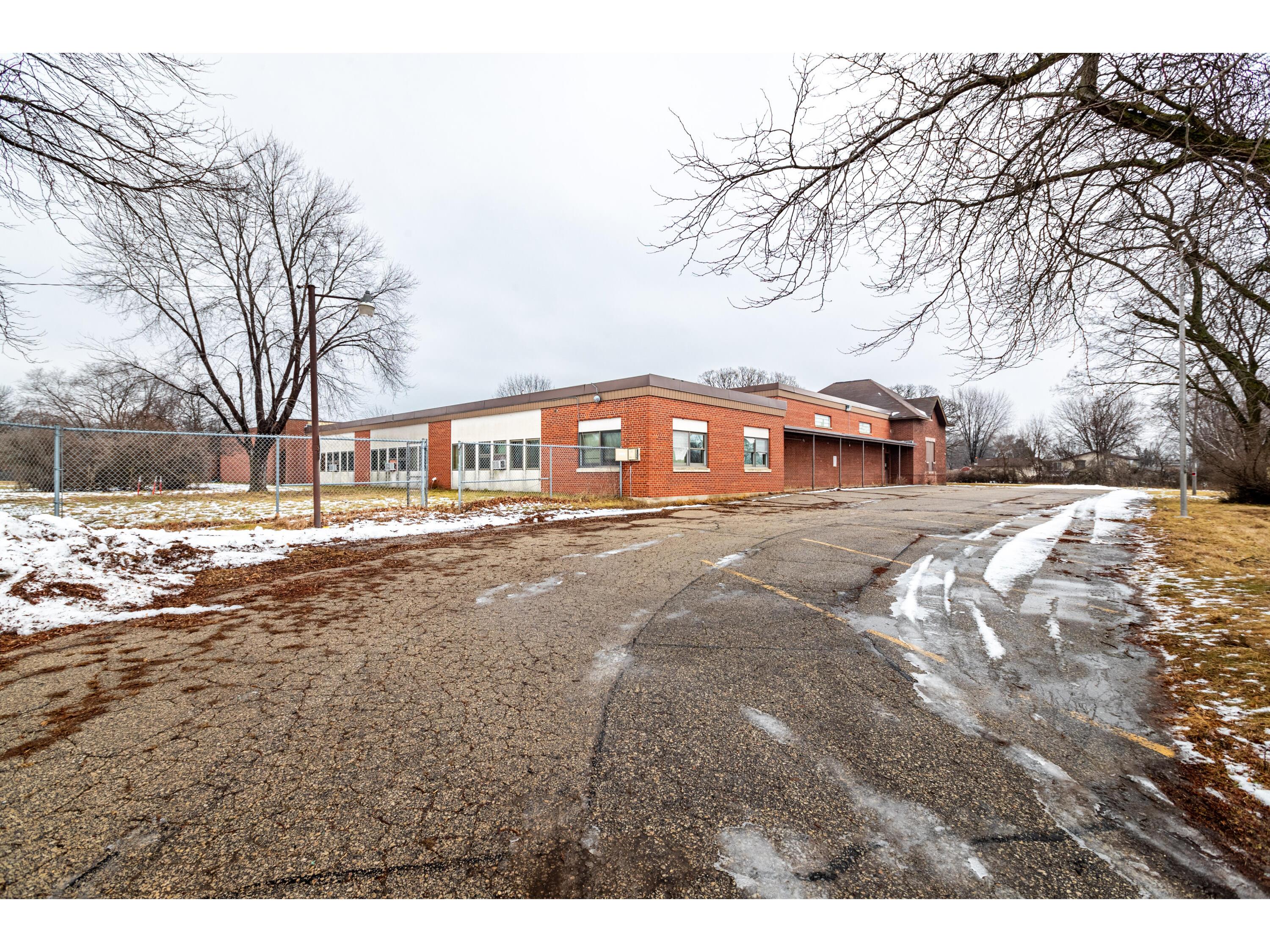 W7908 County Road Z Onalaska WI 54650 1902657 image1