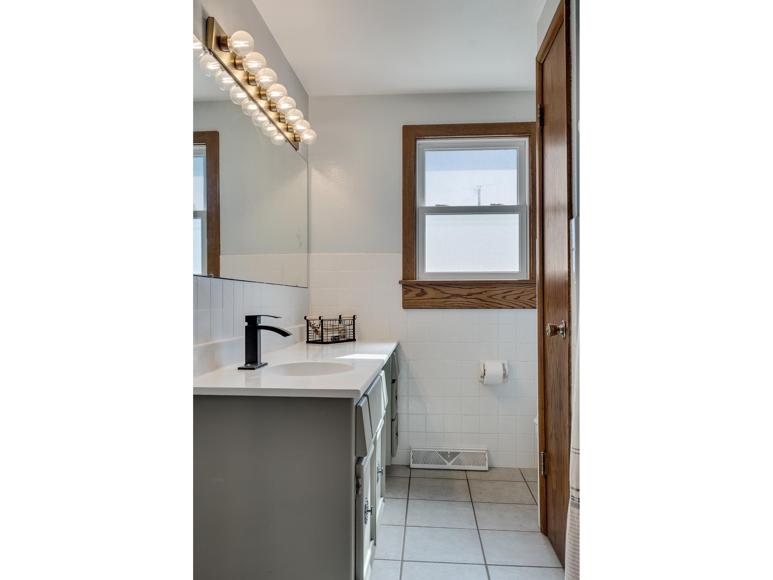 W808 State Road 33 Washington WI 54614 1937656 image24