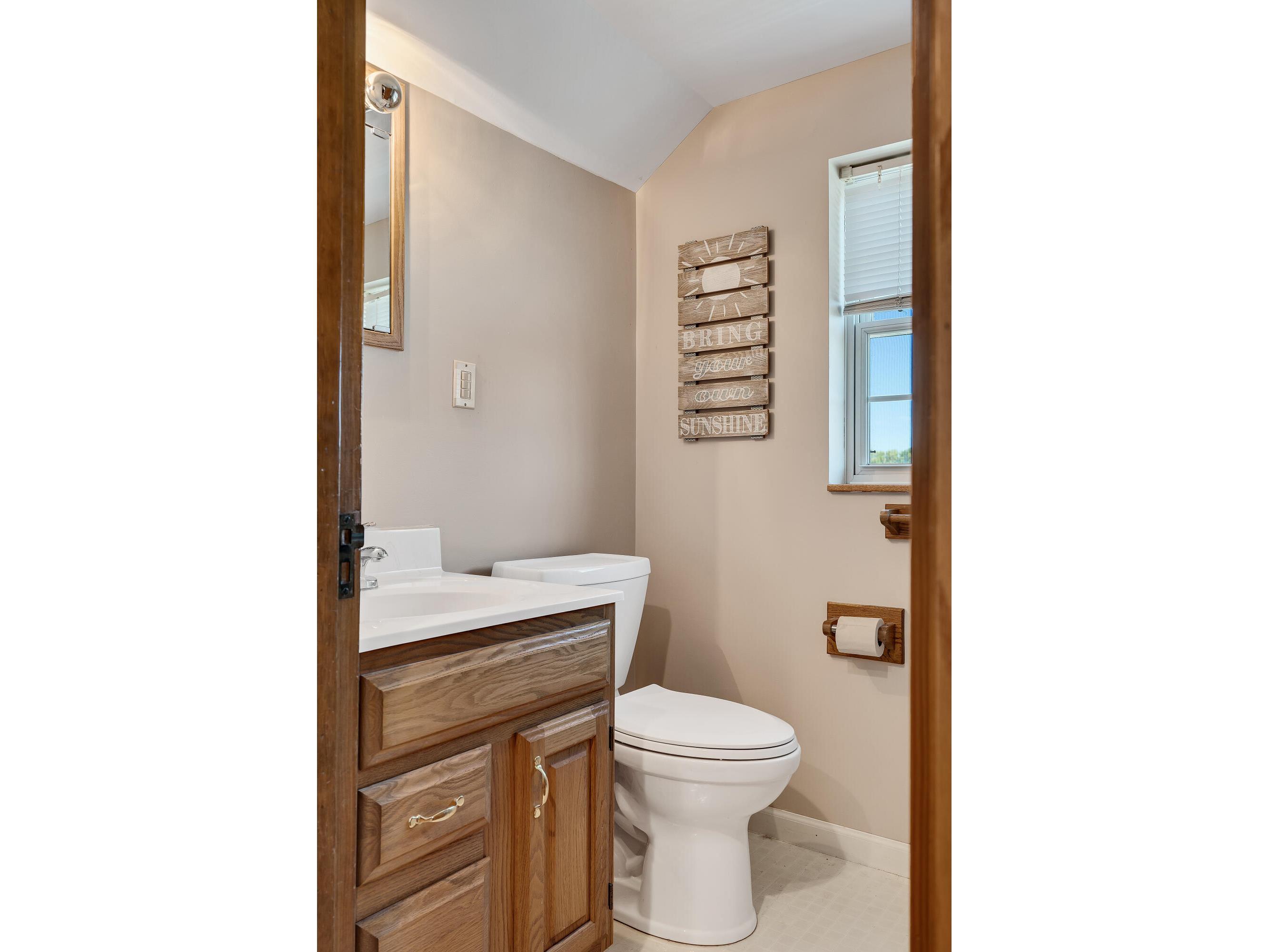 W808 State Road 33 Washington WI 54614 1937656 image28