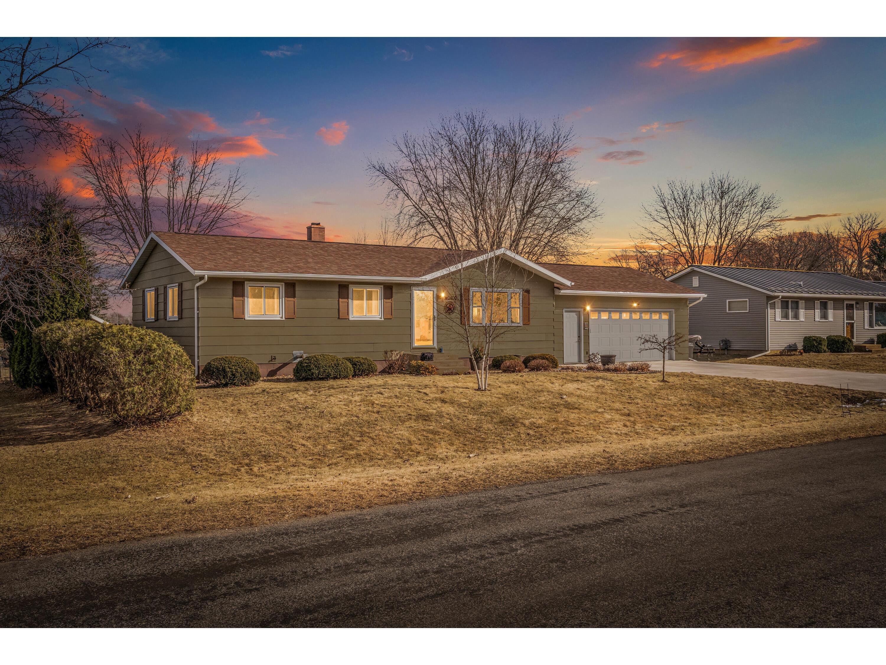 W8408 Woodview Onalaska WI 54650 1905361 image1