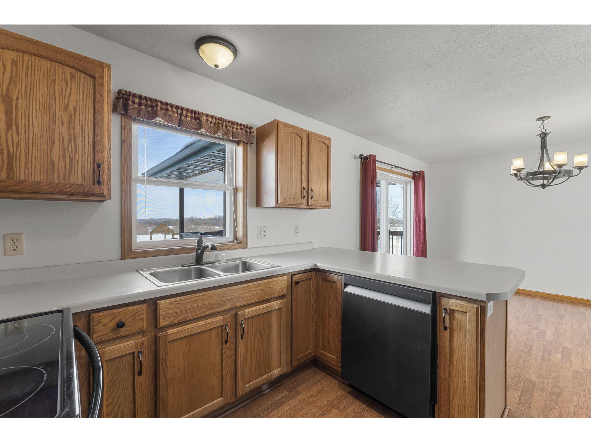 W934 510th Rock Elm WI 54740 1945363 image18