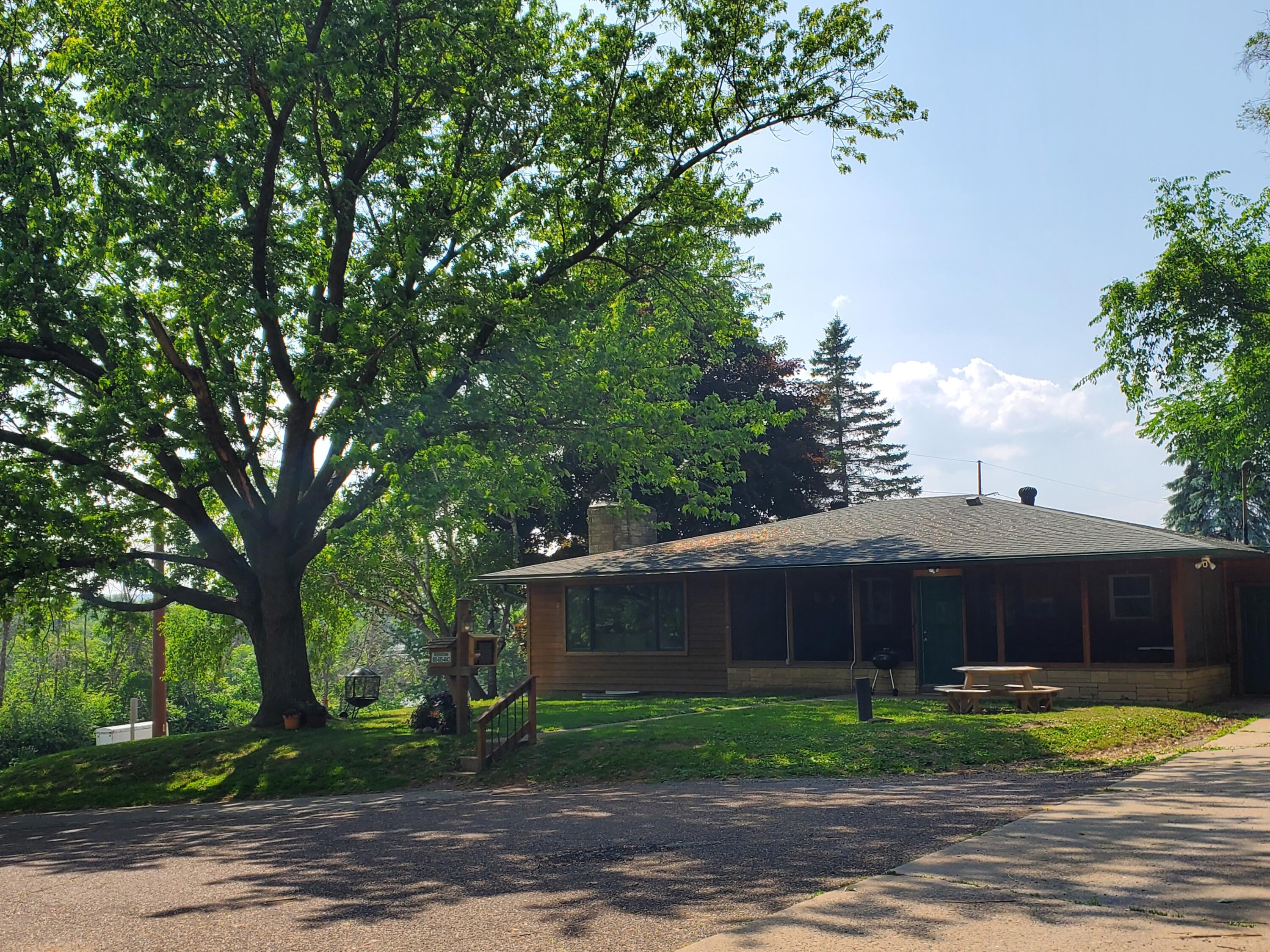 s1638 State Road 35 Alma WI 54610 1936263 image3