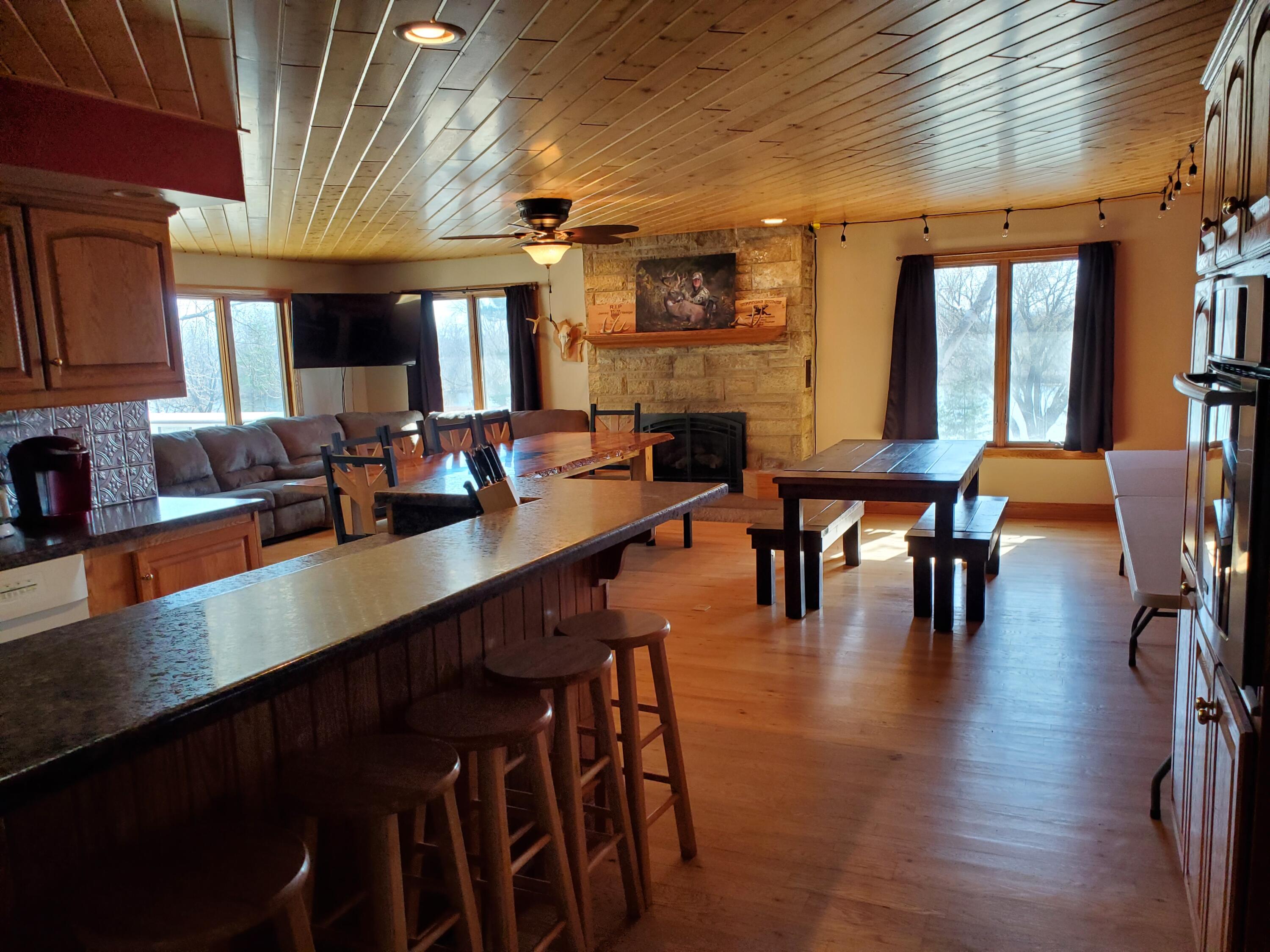 s1638 State Road 35 Alma WI 54610 1936263 image4