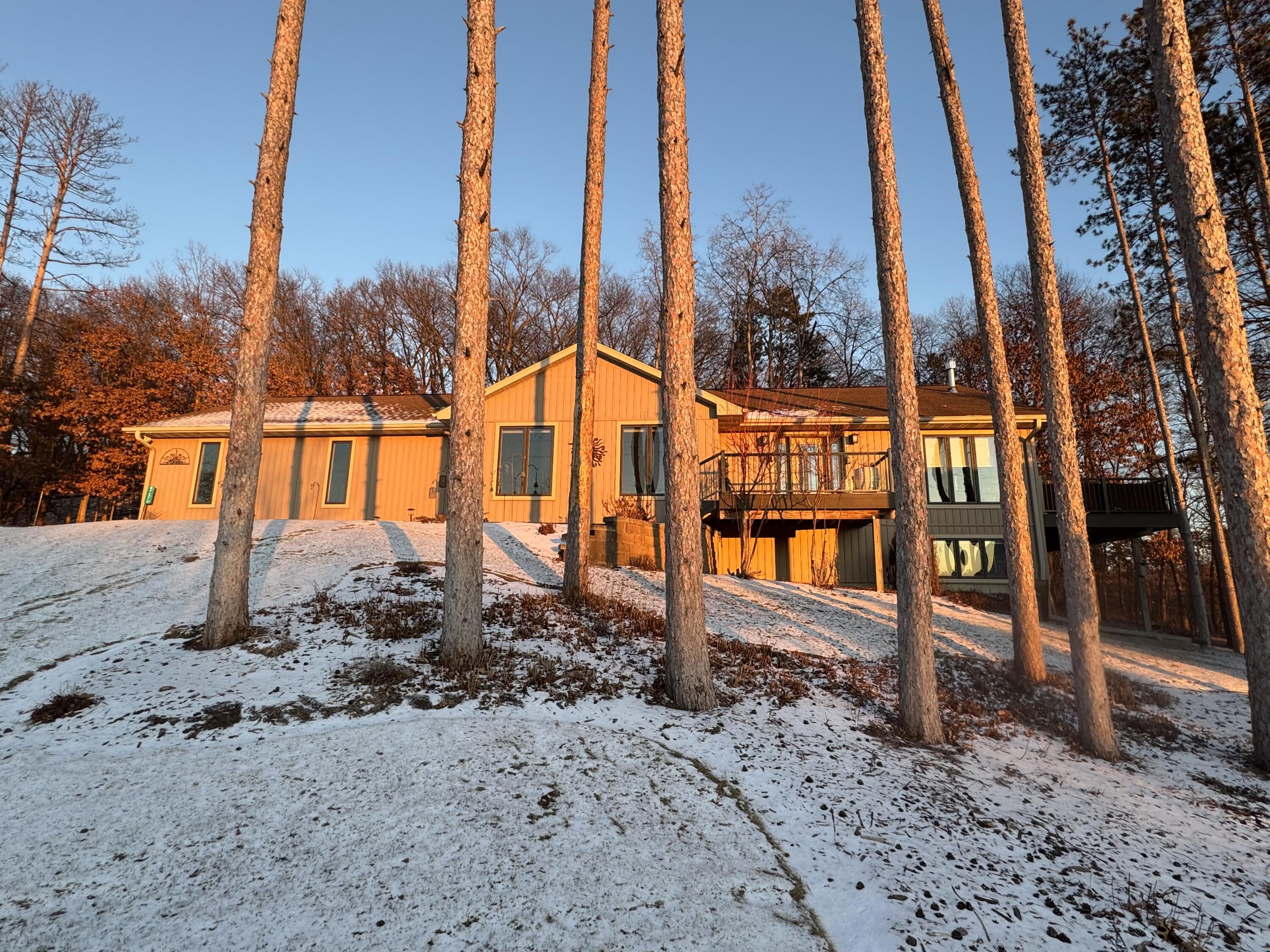 w7572 Price Holland WI 54636 1904353 image1