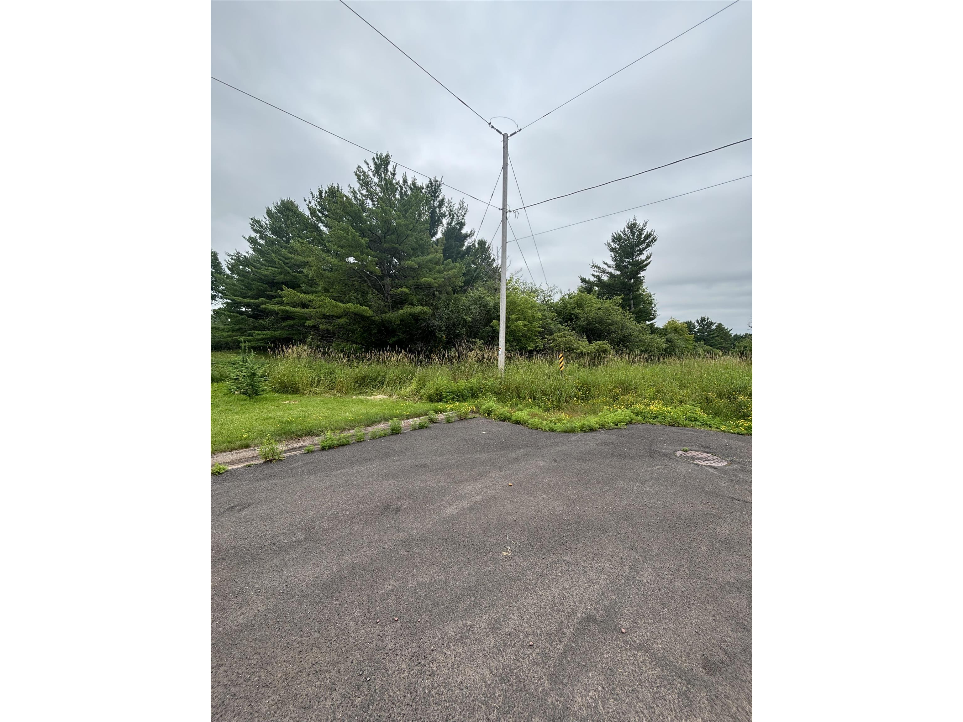 000 W 11th St Ashland WI 54806 6120866 image1