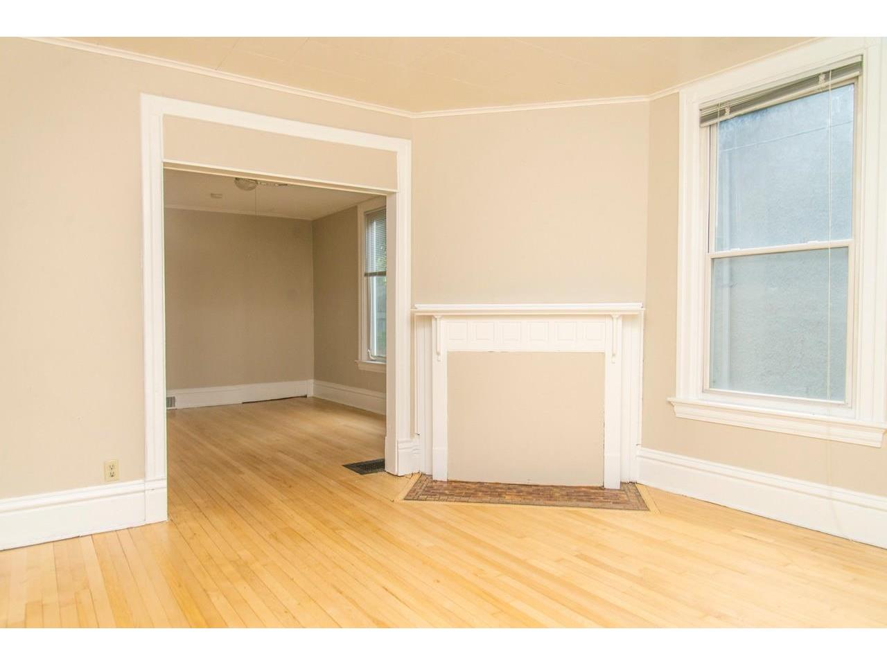 10-12 S 16th Ave E Duluth MN 55812 6123478 image14