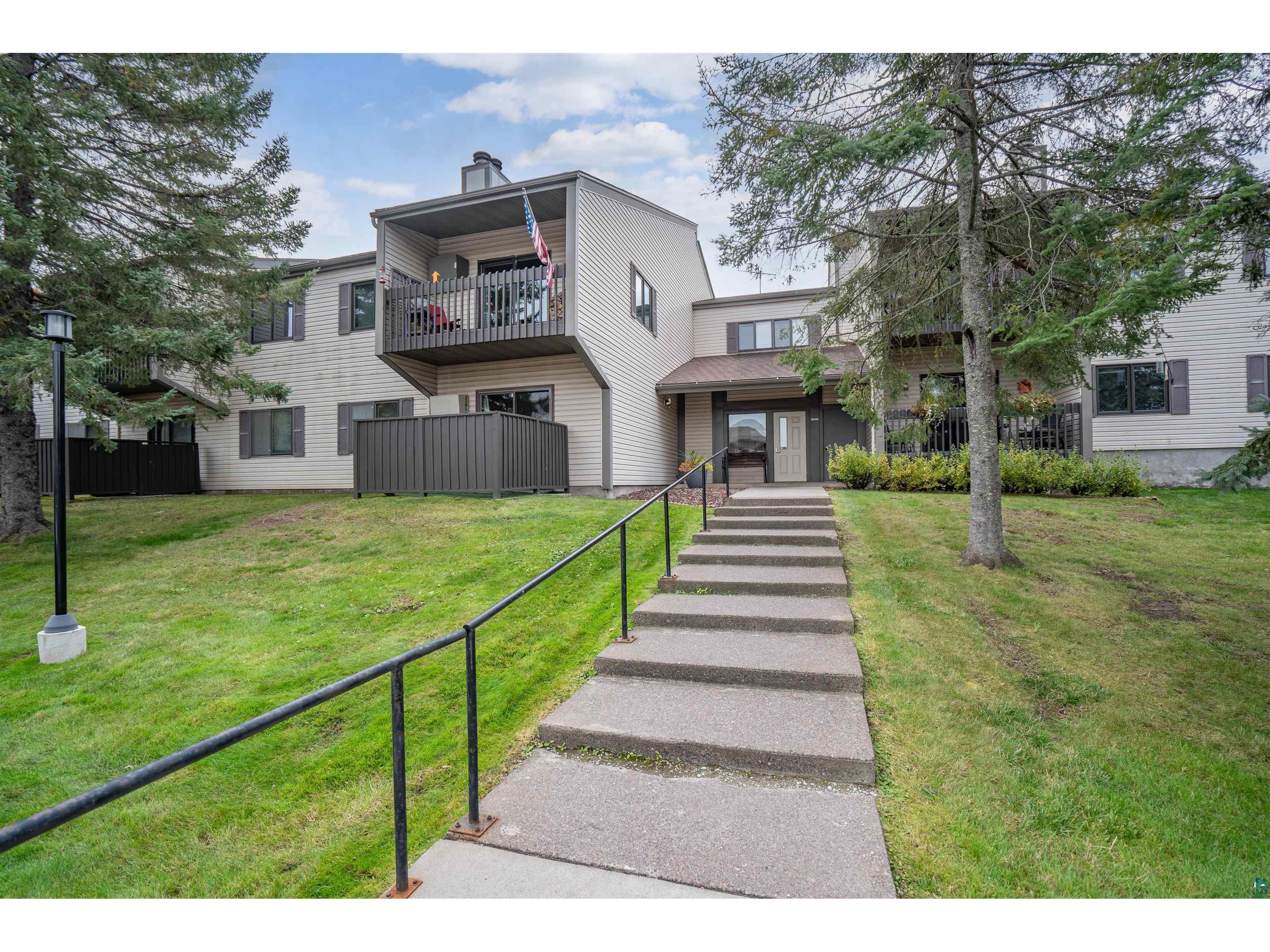 10 Village Dr Proctor MN 55810 6105829 image1